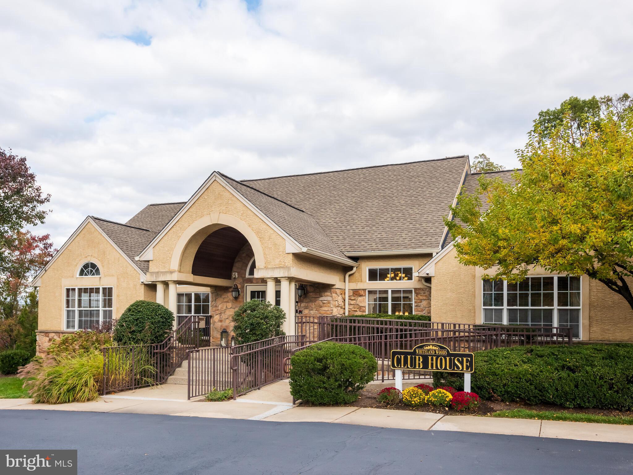 WHITELAND WOODS - Residential