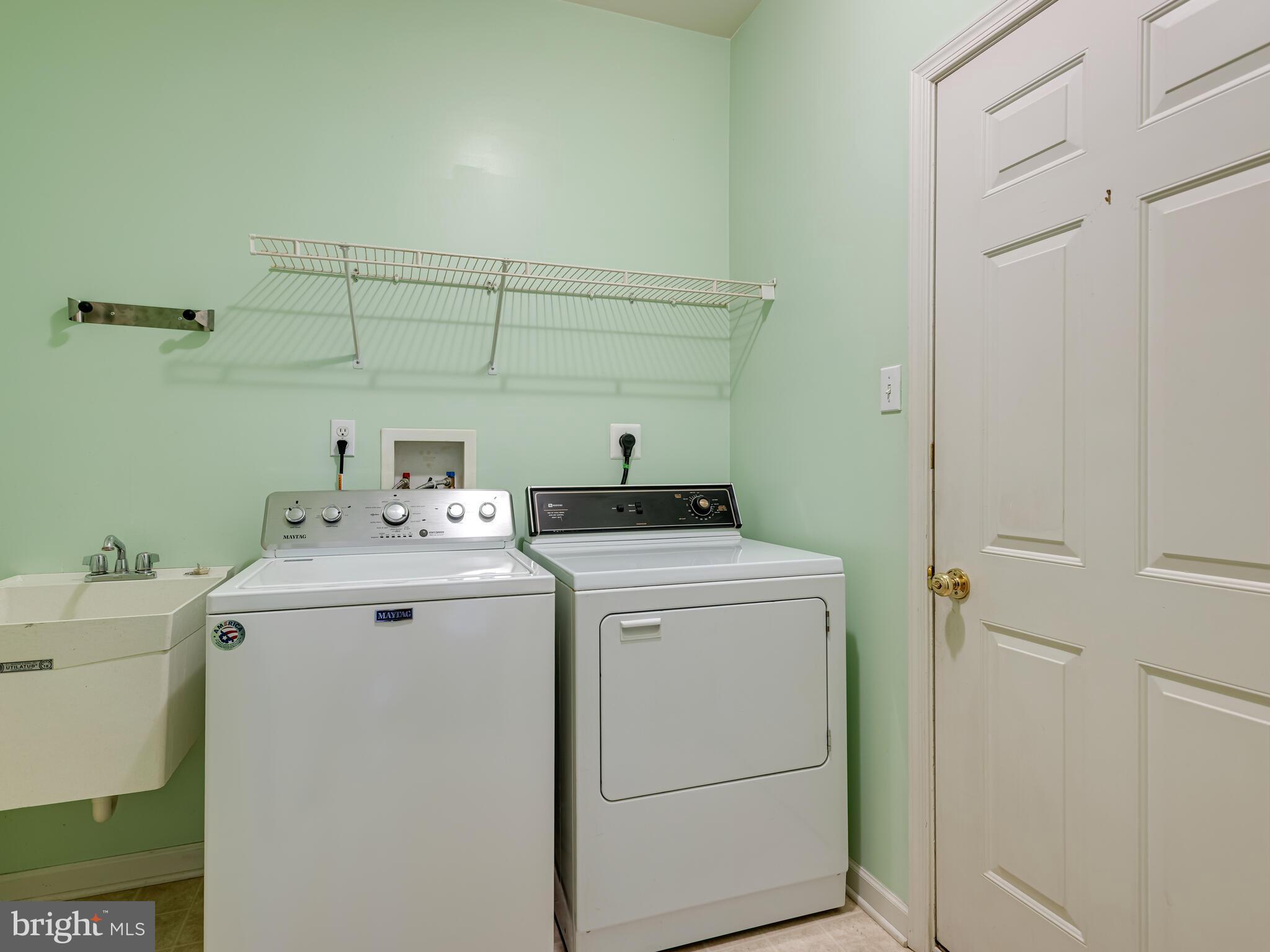 WHITELAND WOODS - Residential