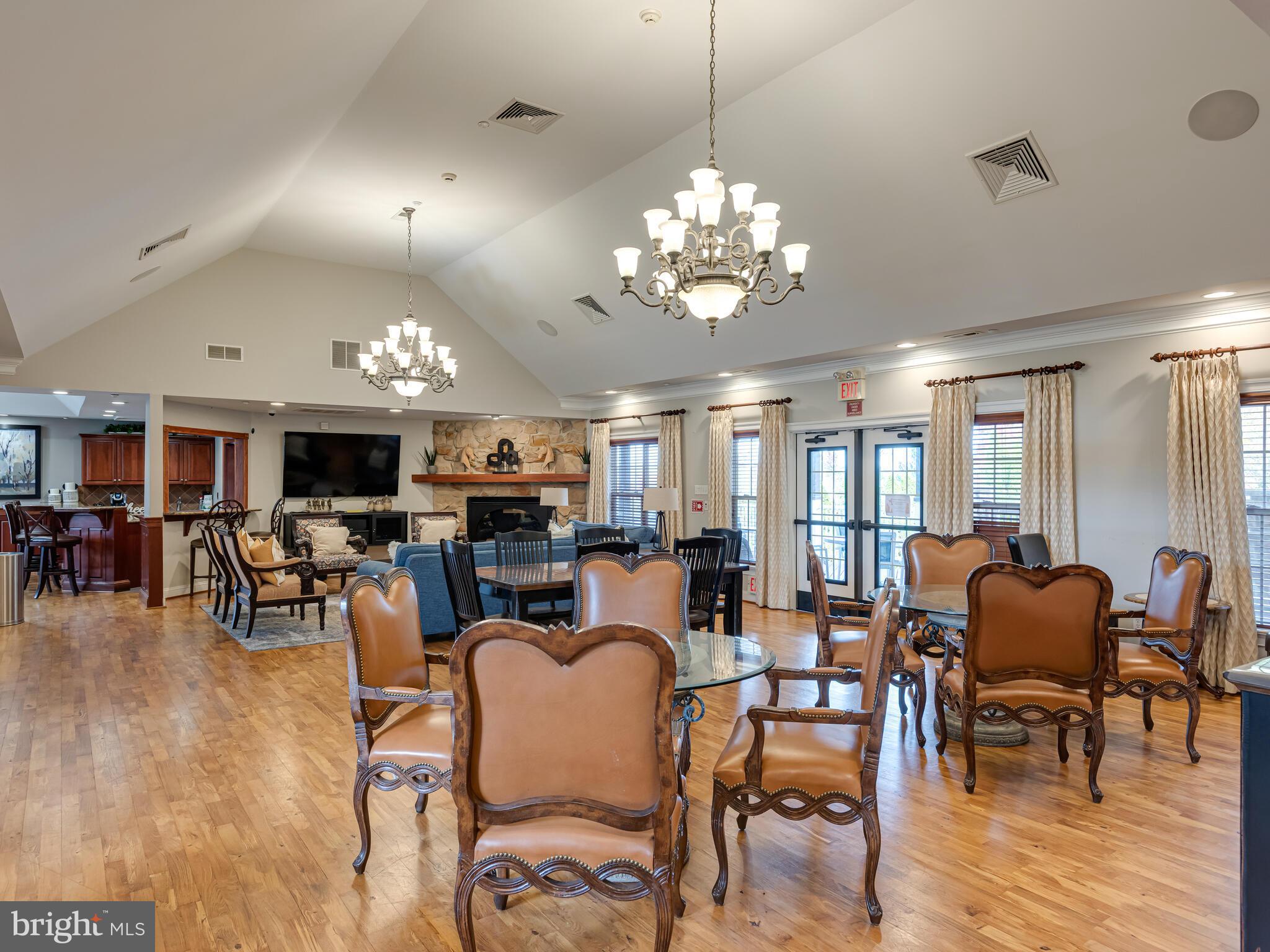 WHITELAND WOODS - Residential