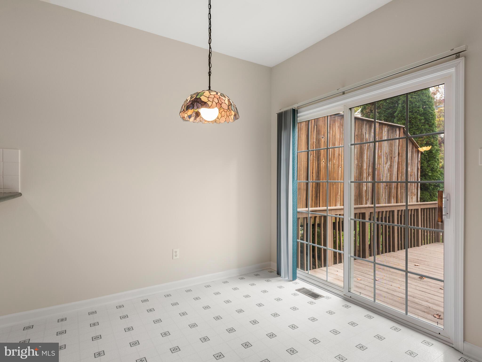 WHITELAND WOODS - Residential