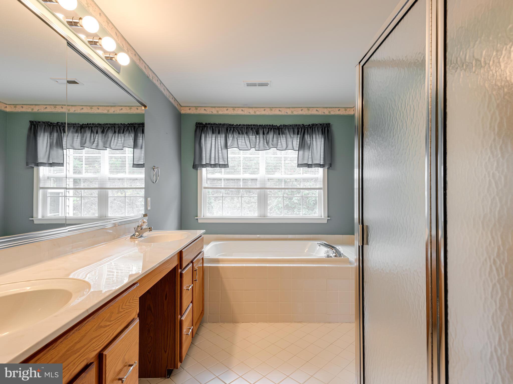 WHITELAND WOODS - Residential