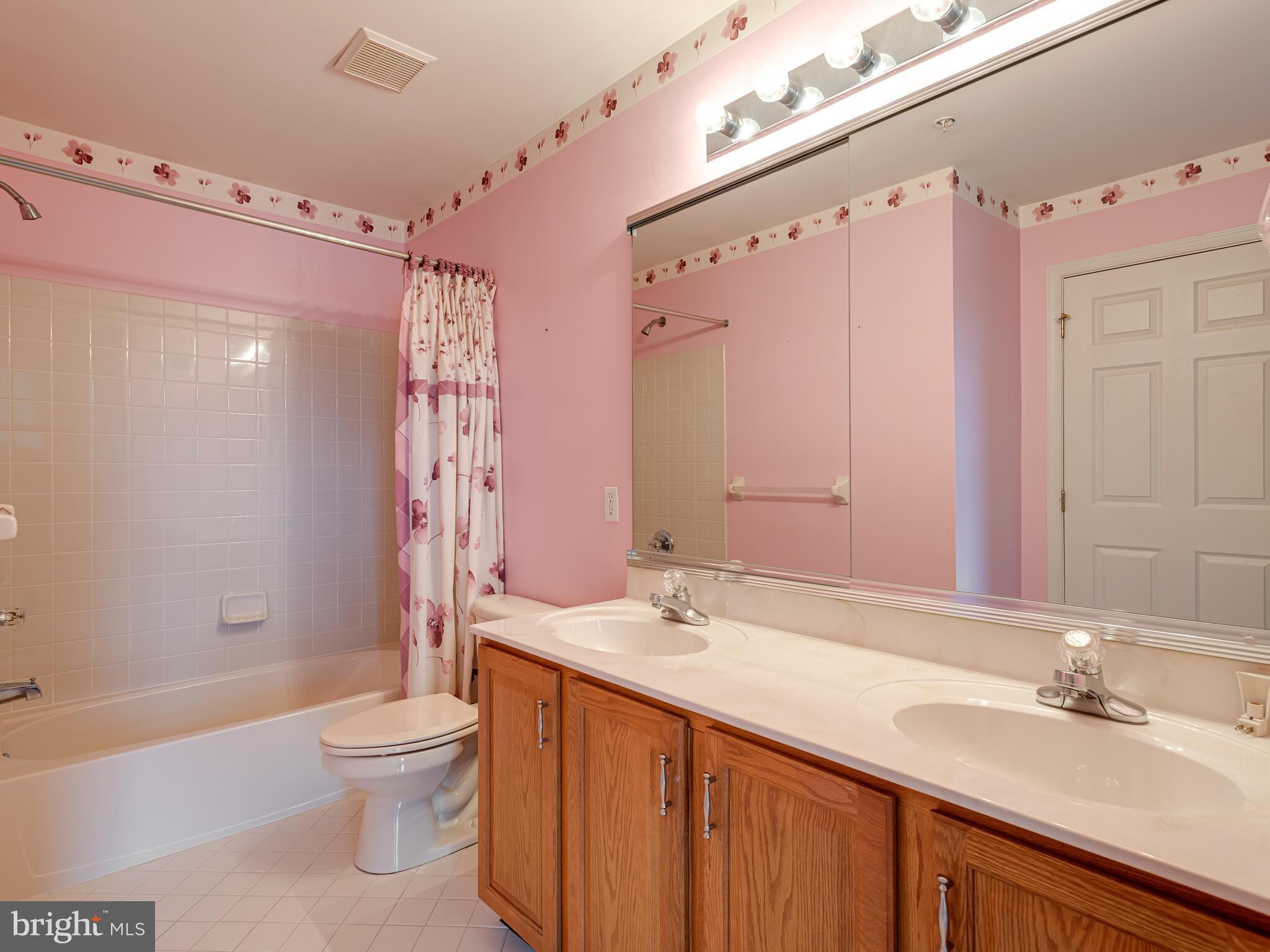 WHITELAND WOODS - Residential