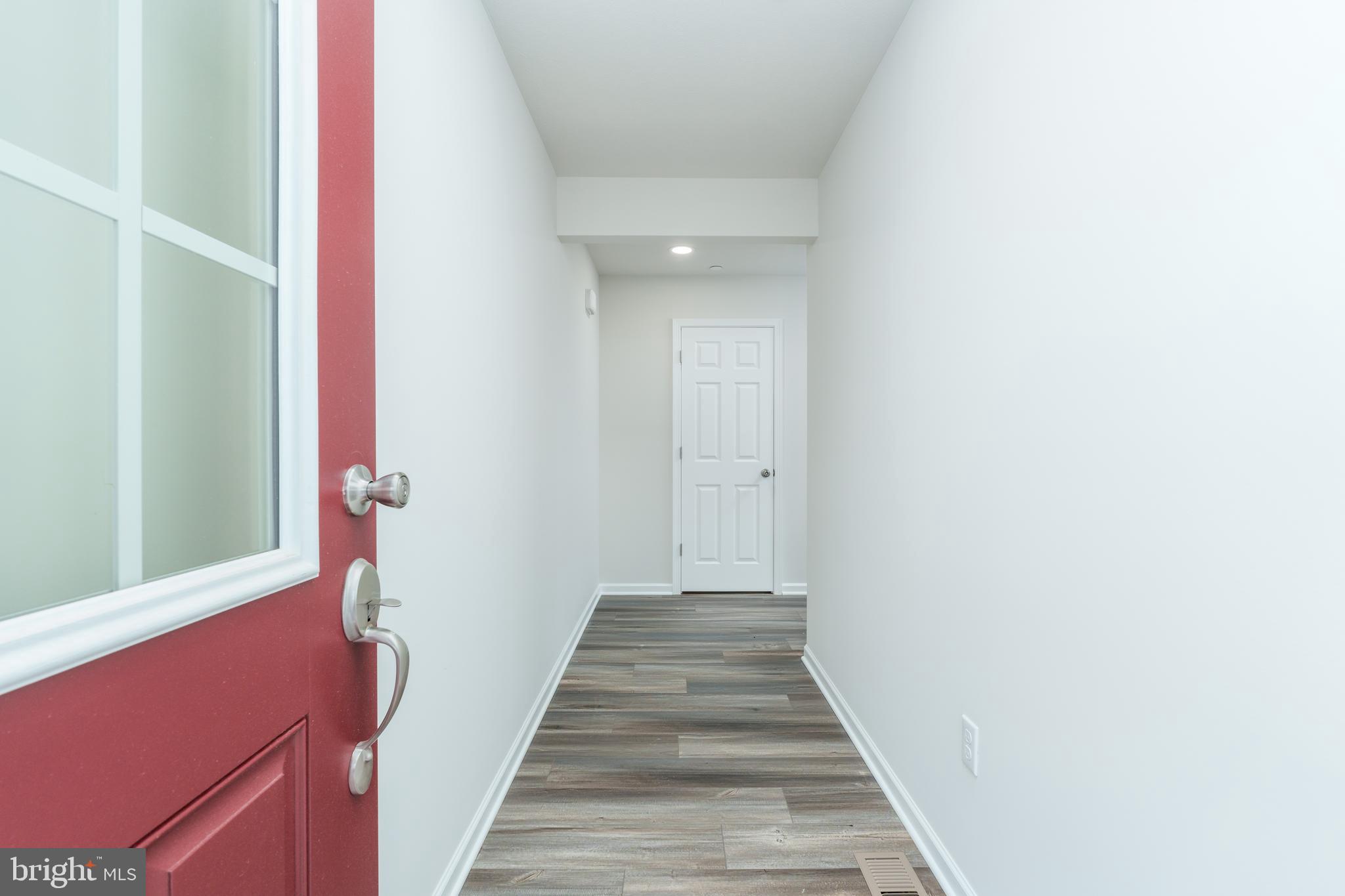 GRAYS POINTE - Residential