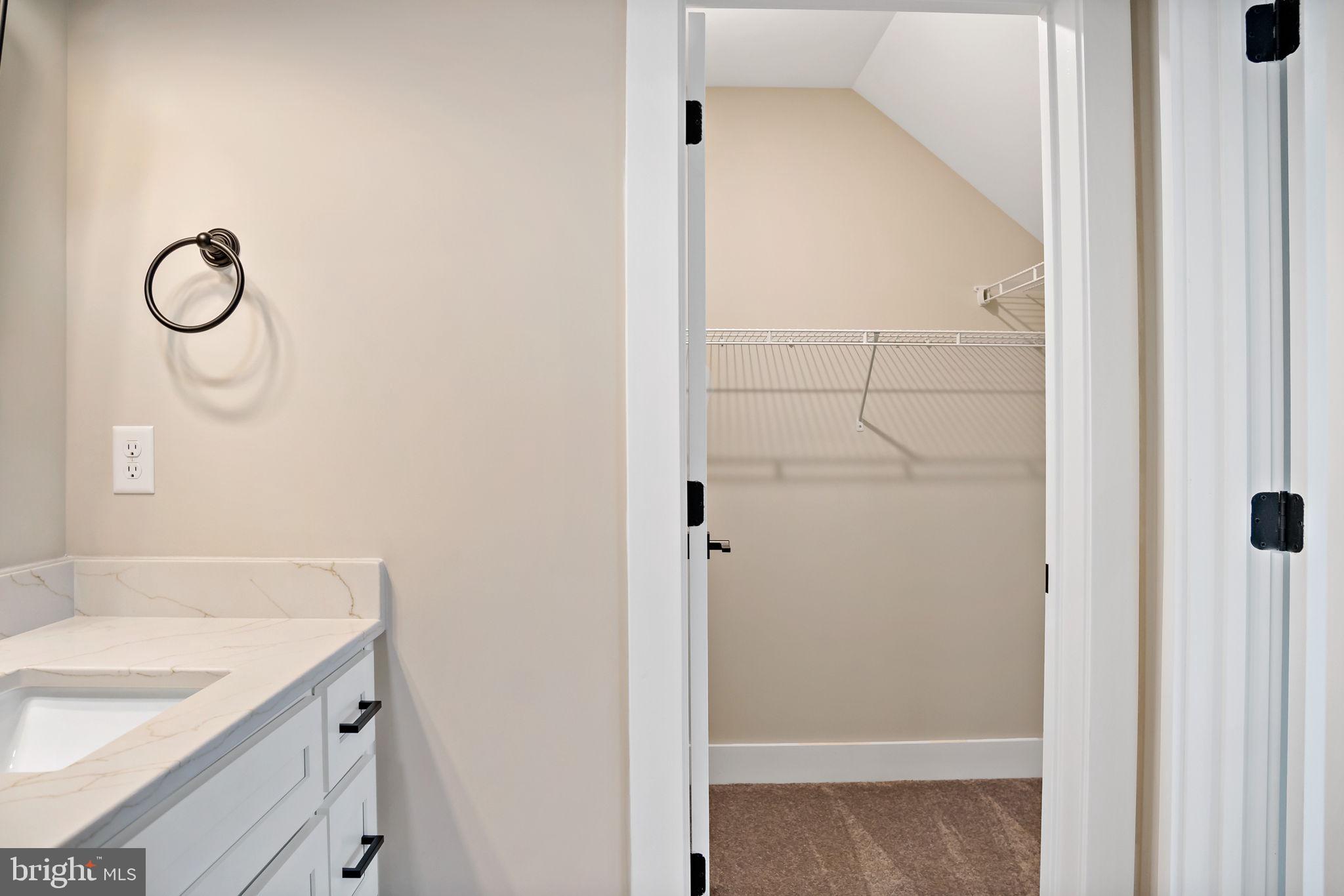 MISSION RIDGE - Residential