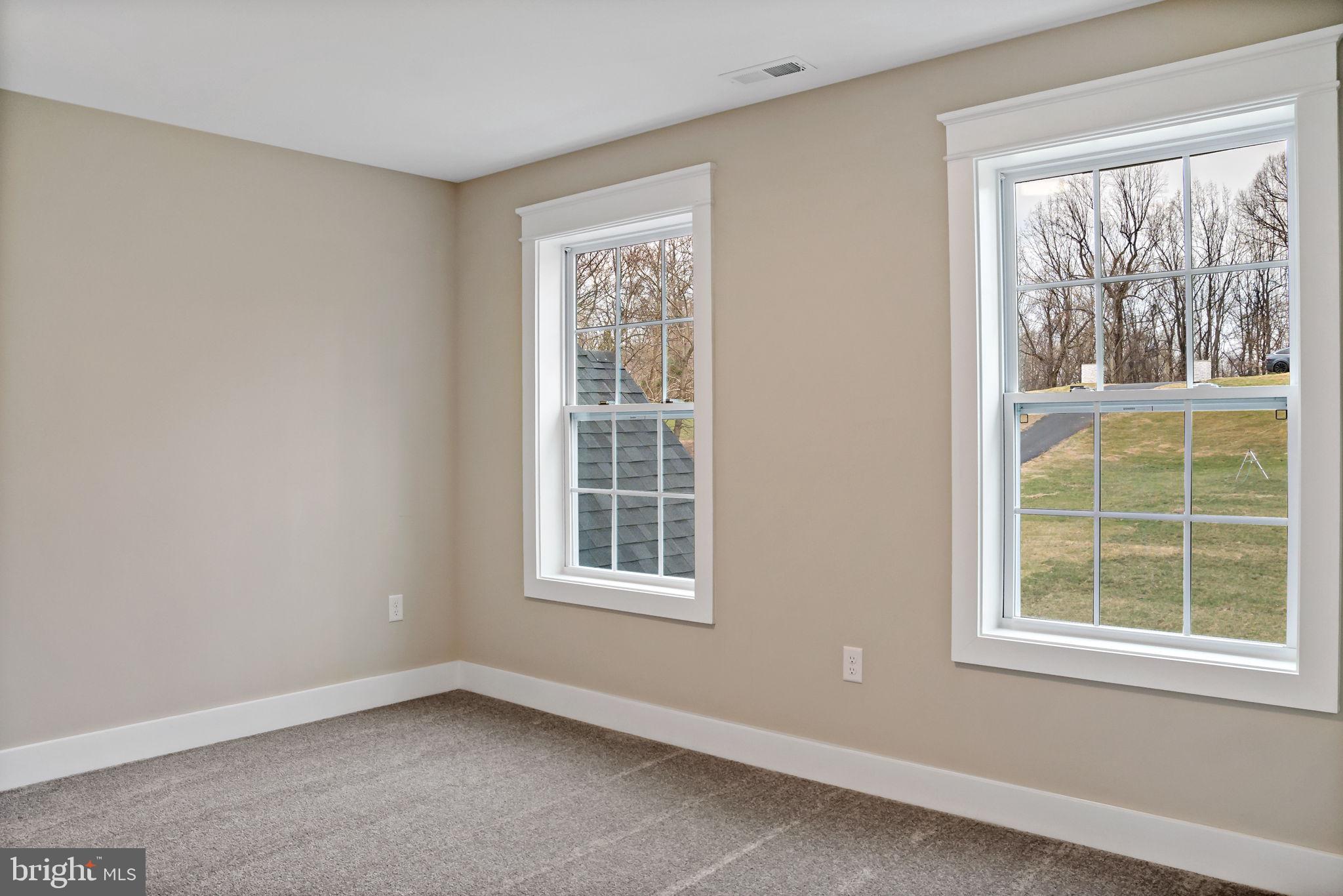 MISSION RIDGE - Residential