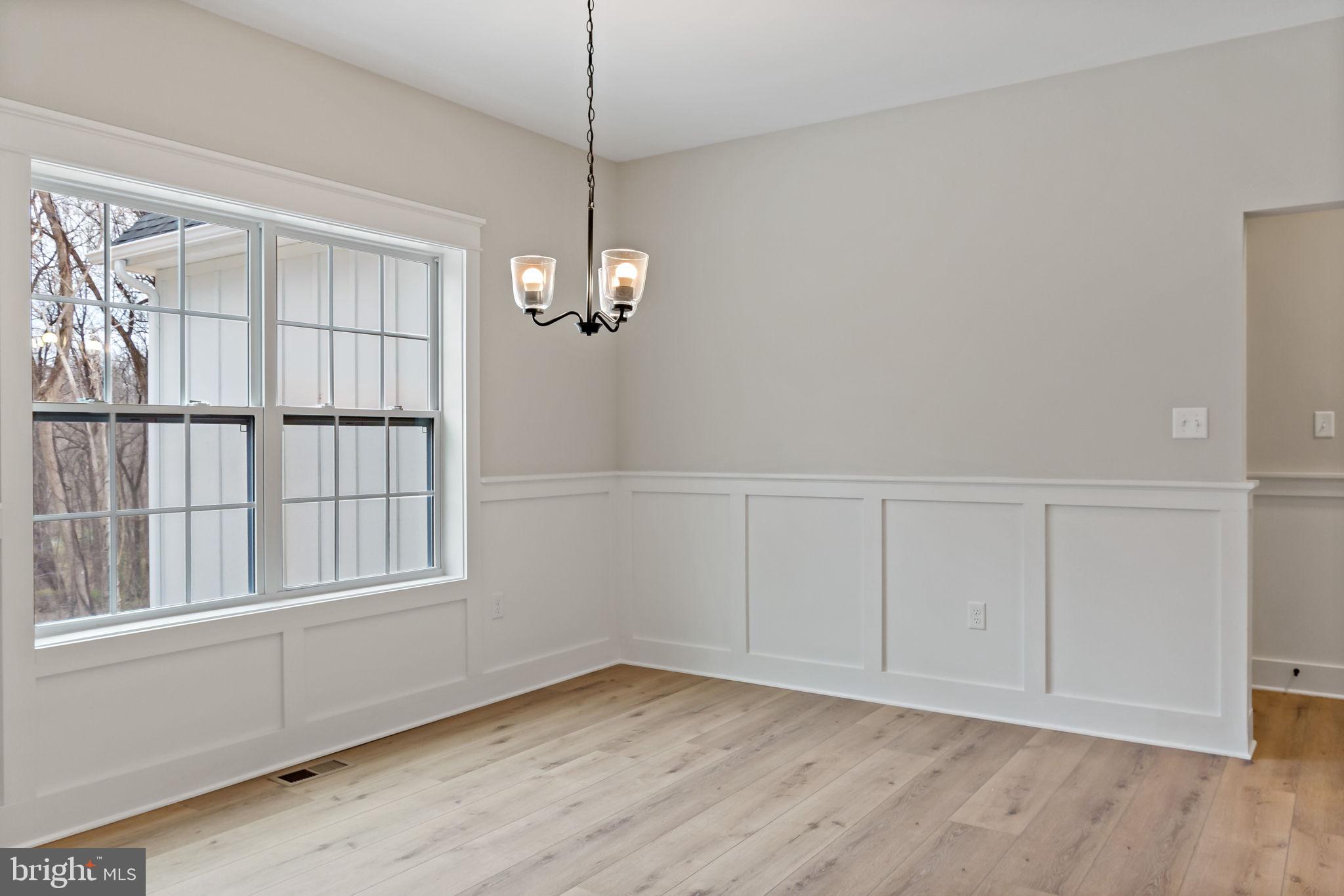 MISSION RIDGE - Residential