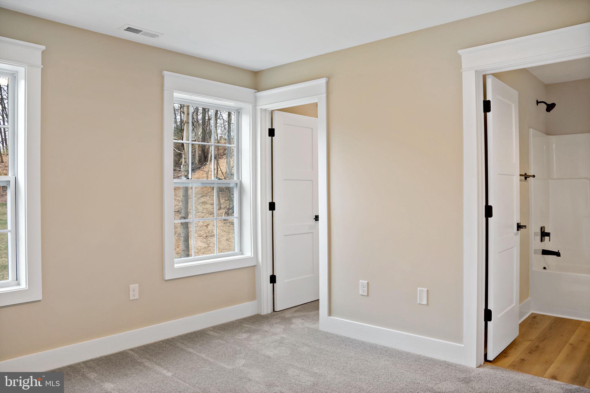 MISSION RIDGE - Residential