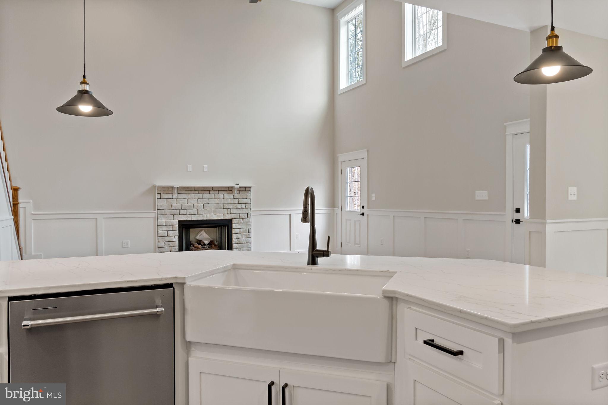 MISSION RIDGE - Residential