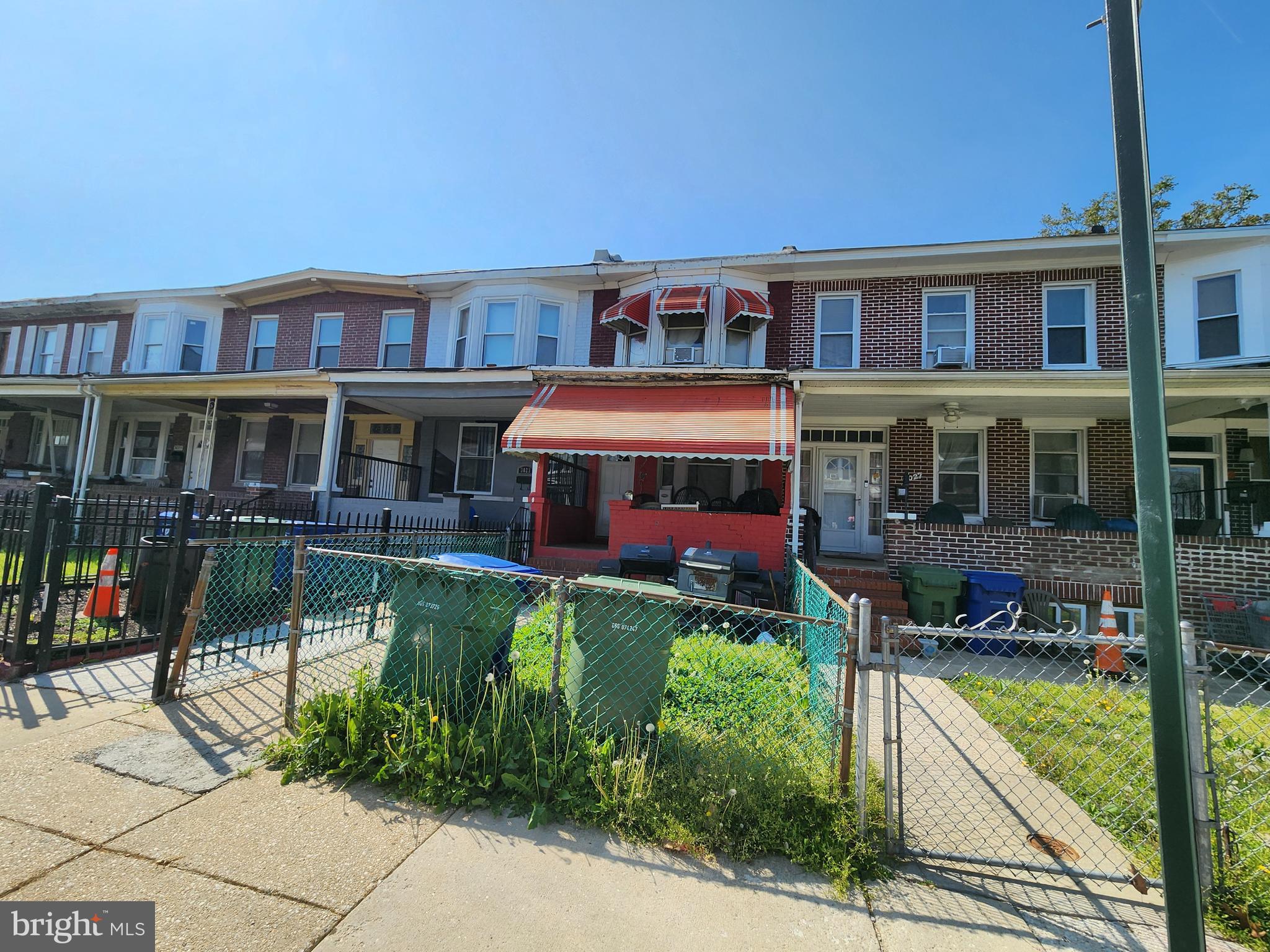 ONLINE AUCTION: Bidding begins 7/24/2025 @ 10:00 AM. Bidding ends 7/28/2025 @ 12:00 PM. List Price is Suggested Opening Bid. Deposit: $5,000.
The property at 3025 Arunah Ave is a two-story brick rowhome located in Baltimore's Franklintown Road neighborhood. The property is currently occupied.​ Residents have access to nearby parks such as Gwynns Falls/Leakin Park and Leon Day Park, which offer trails and recreational facilities. Major traffic routes in the vicinity include North Franklintown Road and West Franklin Street, providing access to downtown Baltimore and surrounding areas