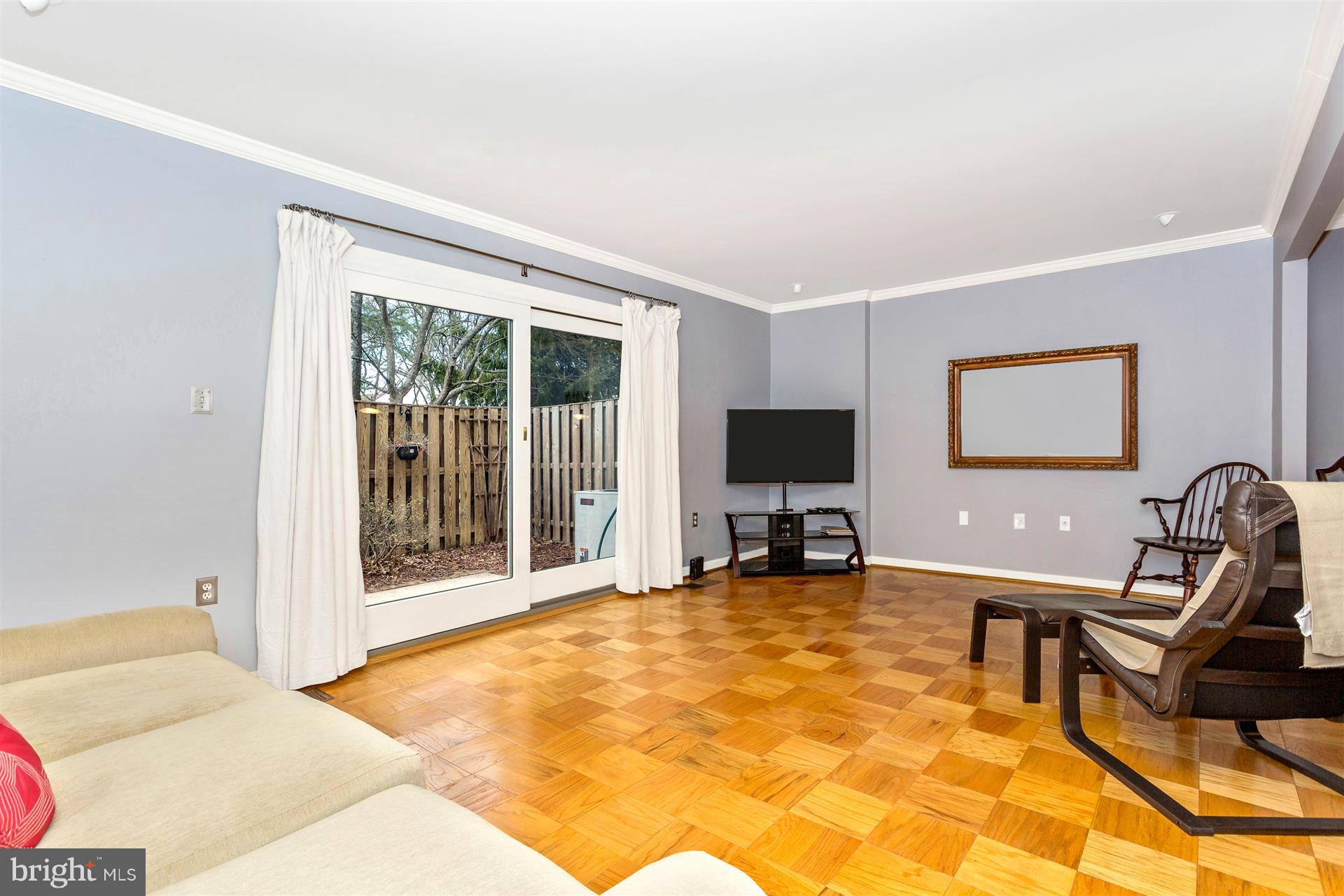 PLYMOUTH GARDENS - Residential