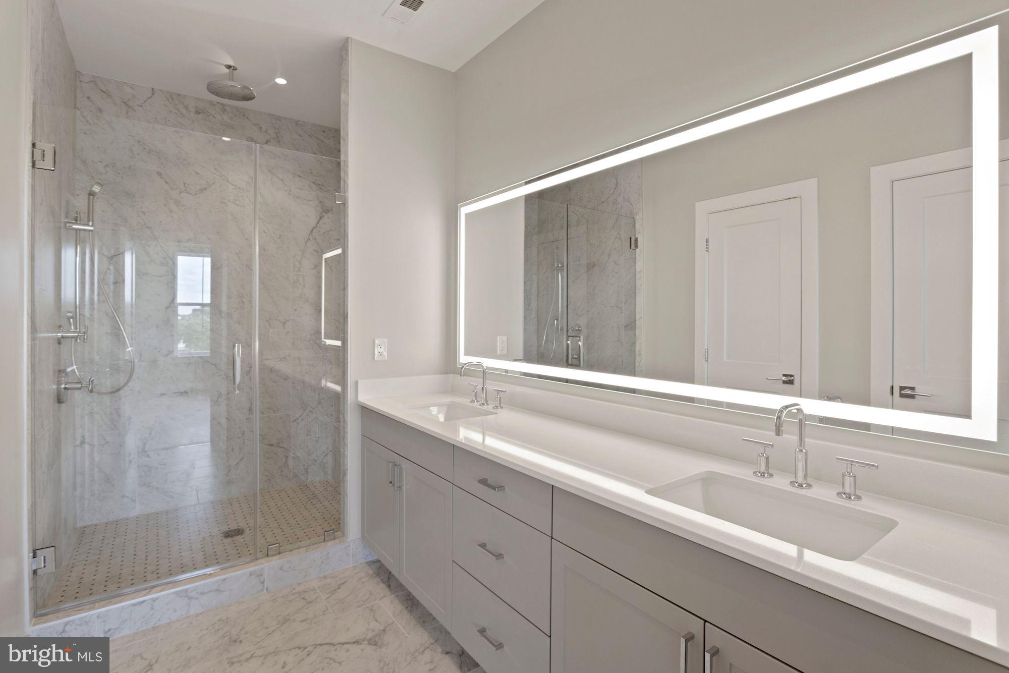 OLD TOWN ALEXANDRIA - Residential Lease