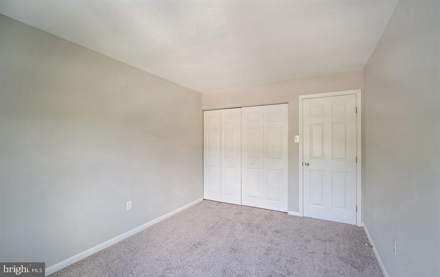 WHISKEY BOTTOM - Residential