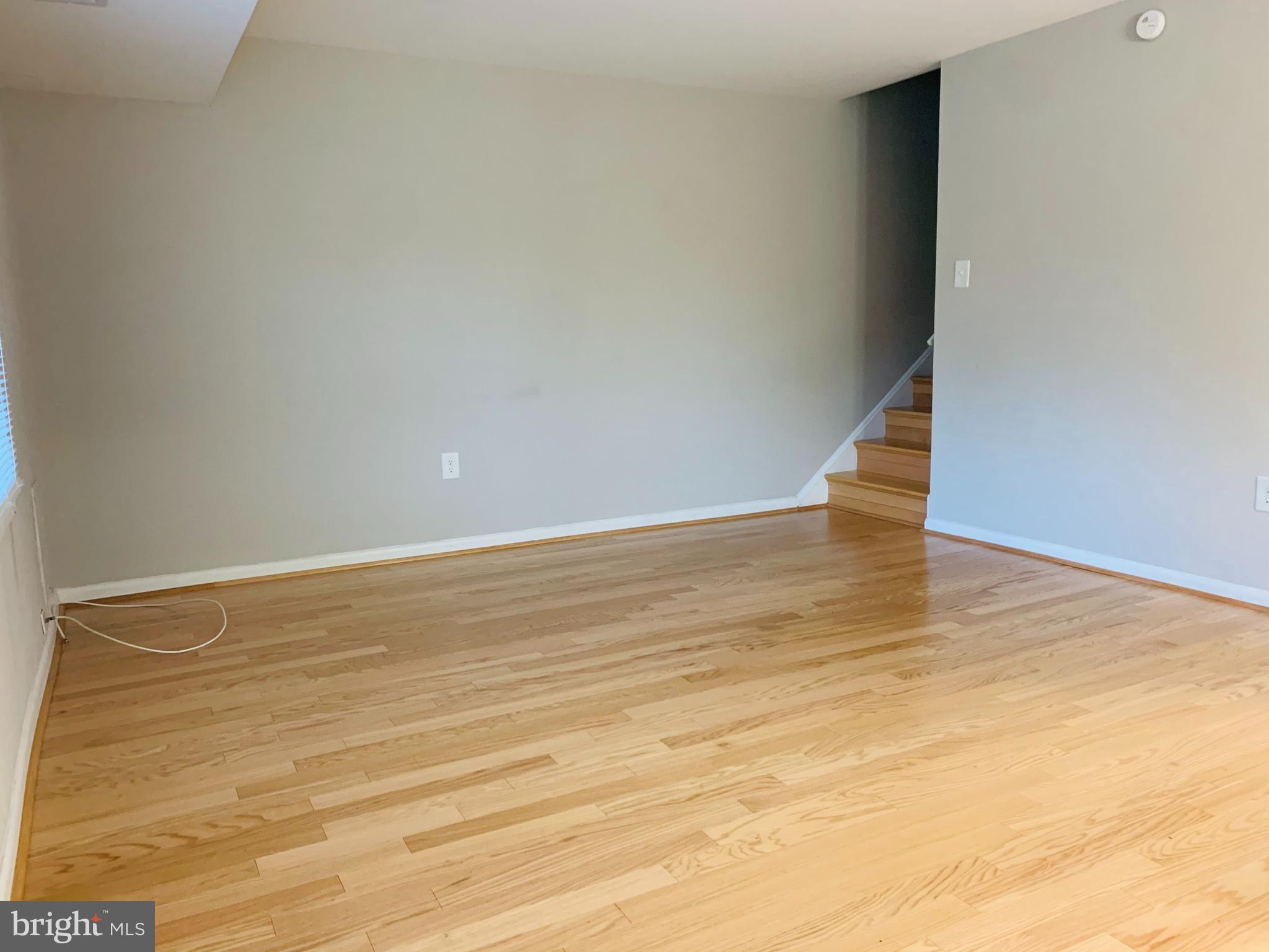 WHISKEY BOTTOM - Residential