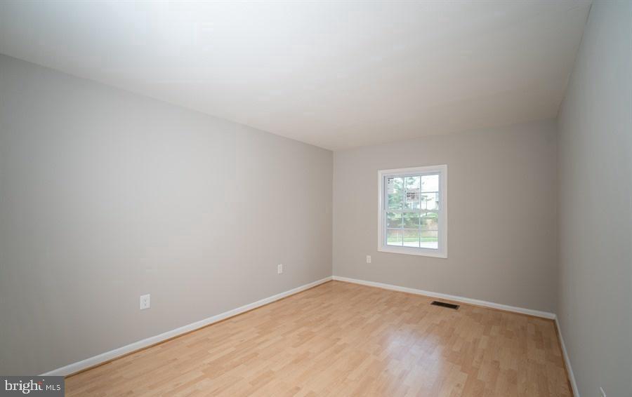 WHISKEY BOTTOM - Residential