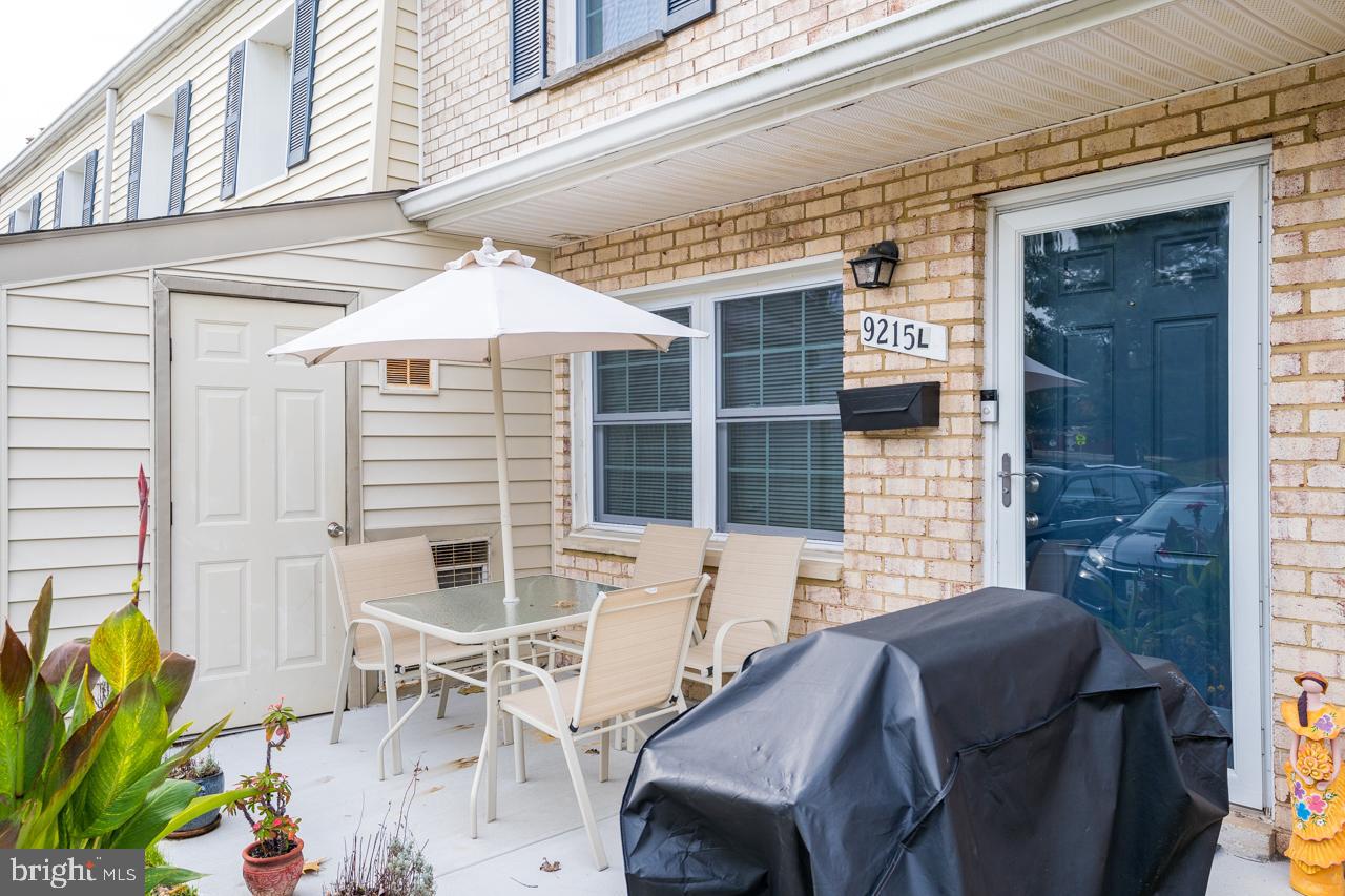 WHISKEY BOTTOM - Residential