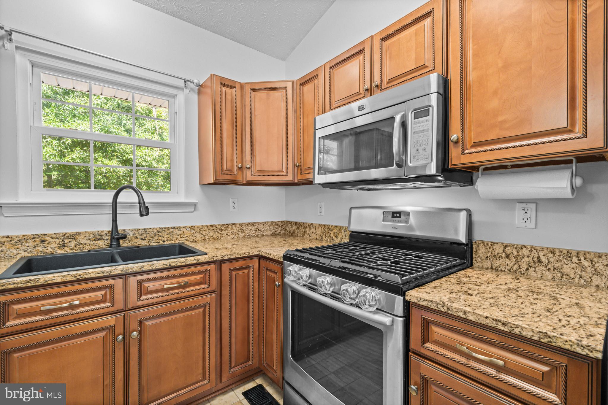 ARGYLE HILLS - Residential