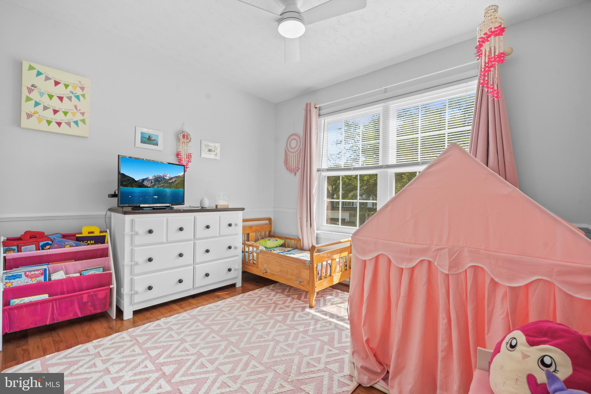 ARGYLE HILLS - Residential