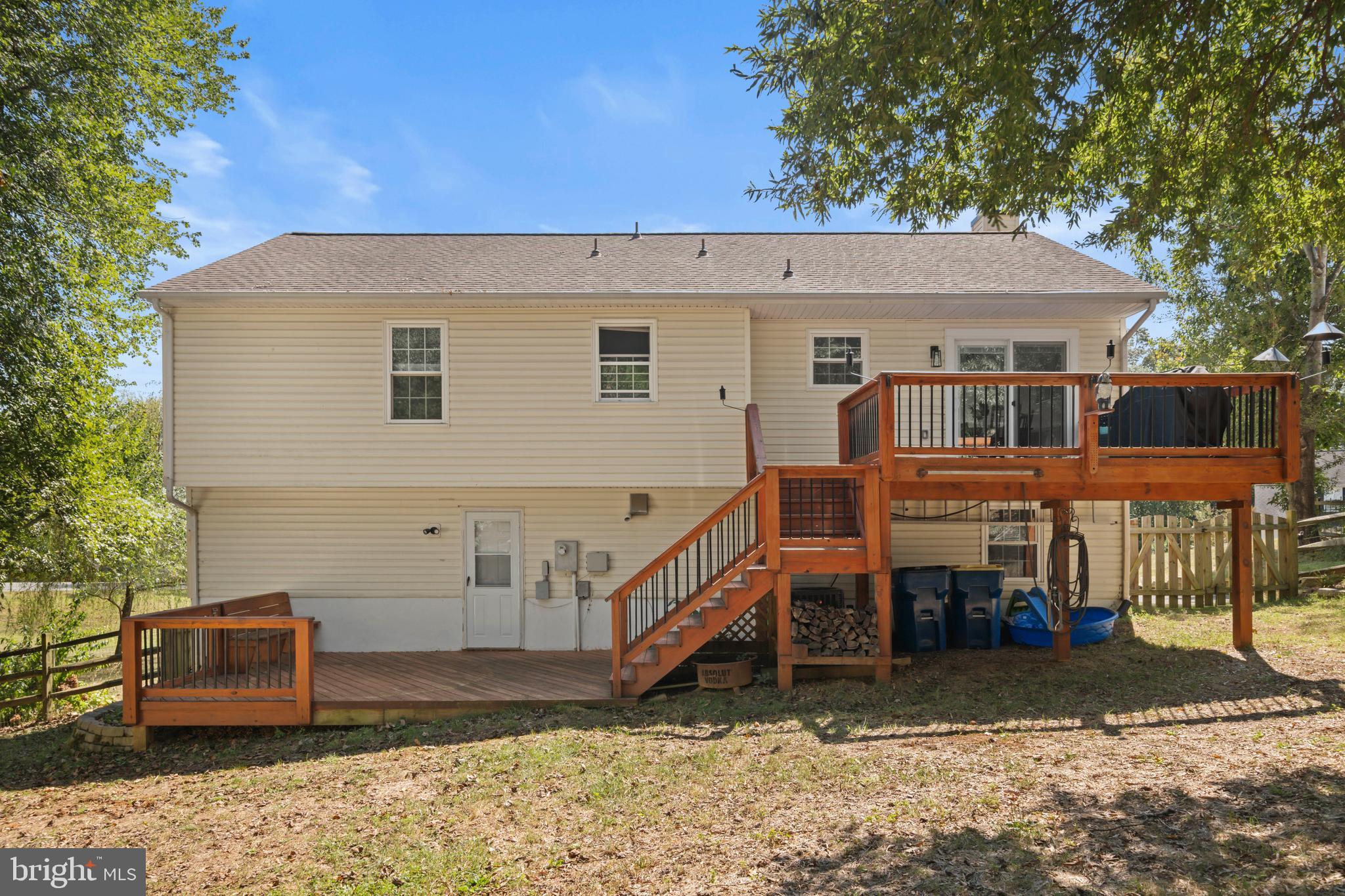 ARGYLE HILLS - Residential