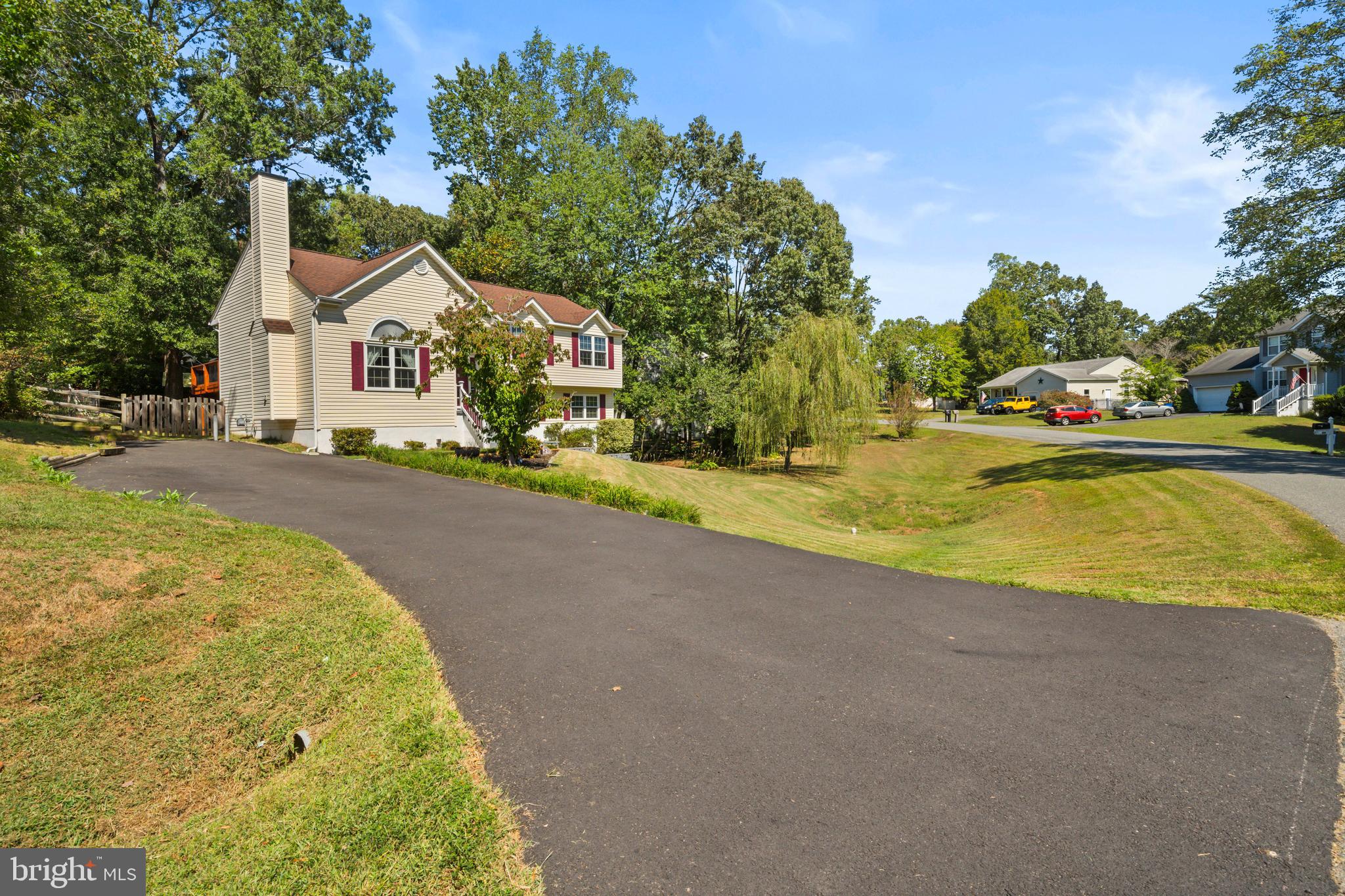 ARGYLE HILLS - Residential