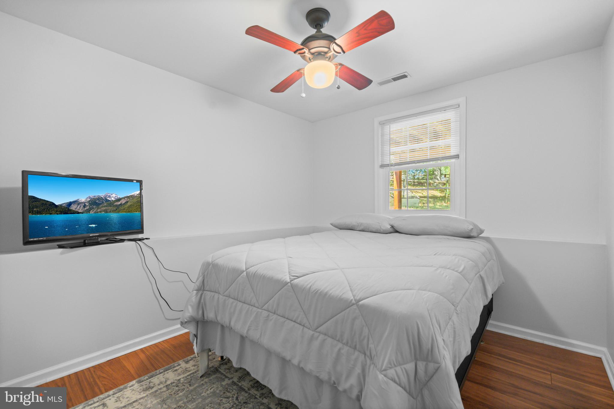 ARGYLE HILLS - Residential