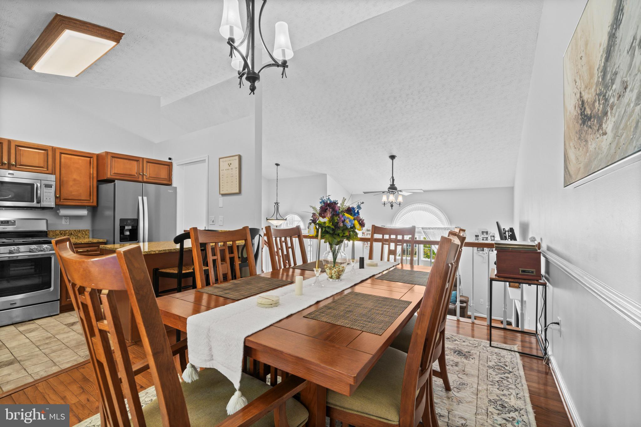 ARGYLE HILLS - Residential