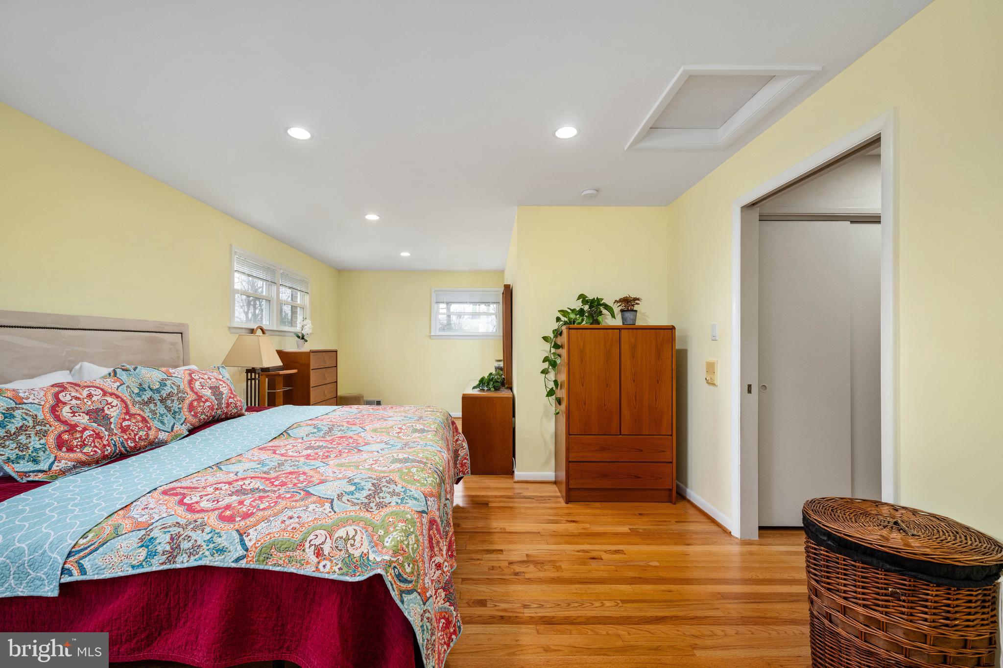 NORTH SPRINGFIELD - Residential