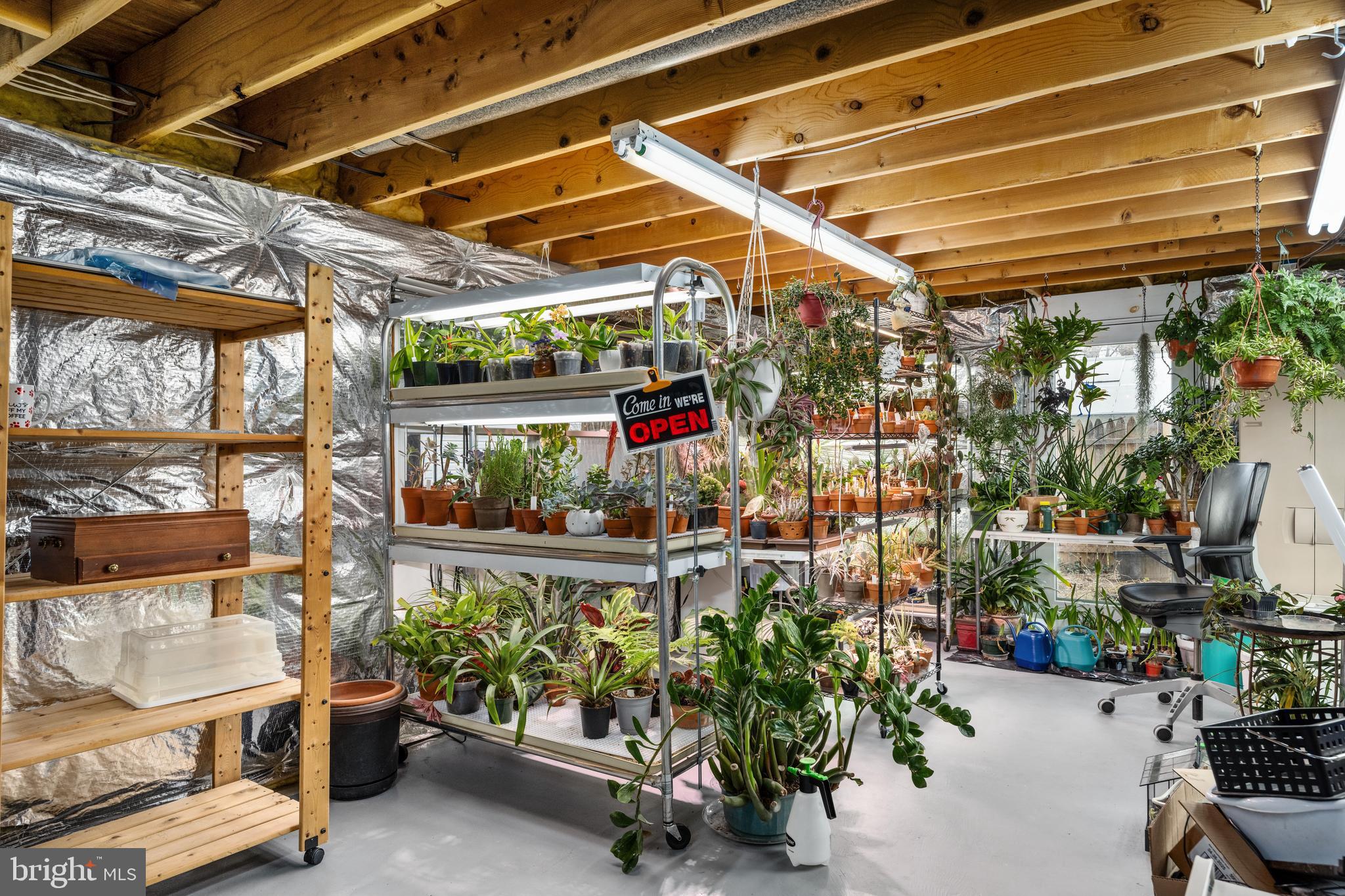 NORTH SPRINGFIELD - Residential