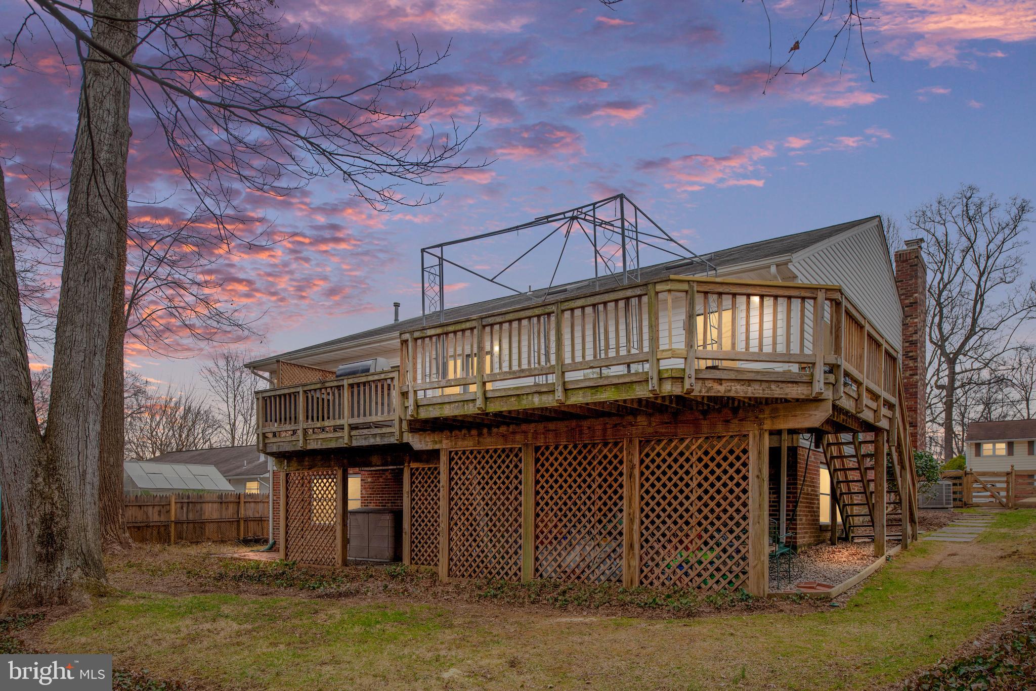 NORTH SPRINGFIELD - Residential