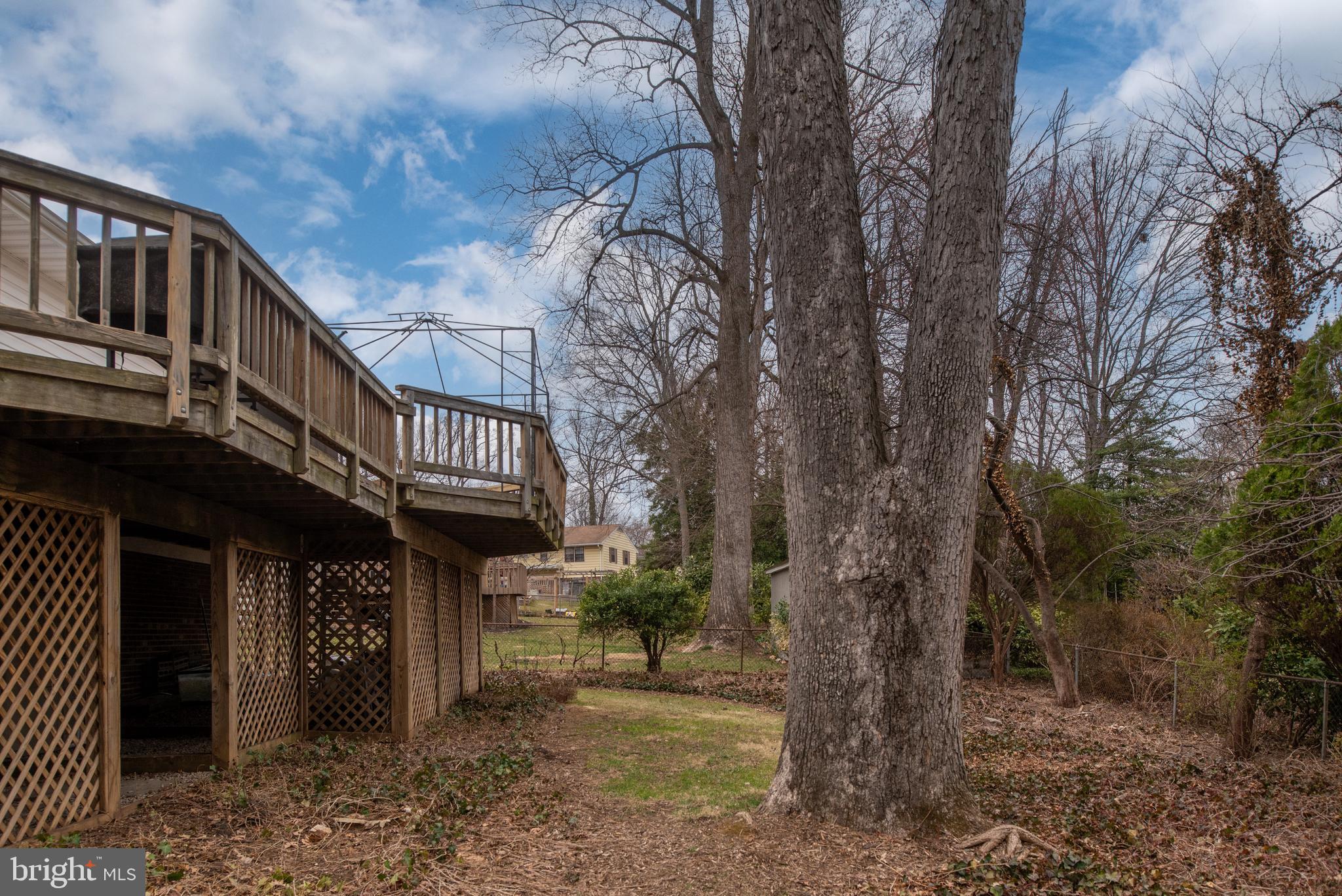 NORTH SPRINGFIELD - Residential