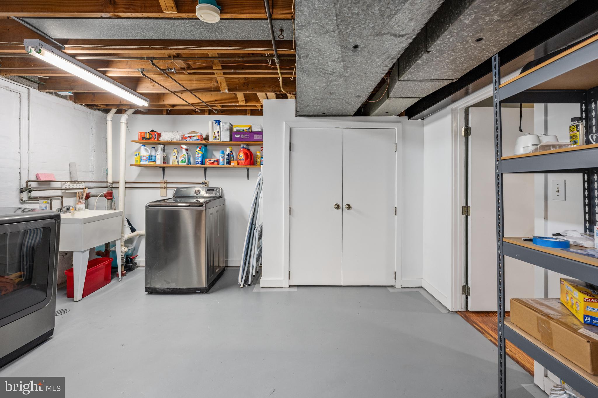 NORTH SPRINGFIELD - Residential