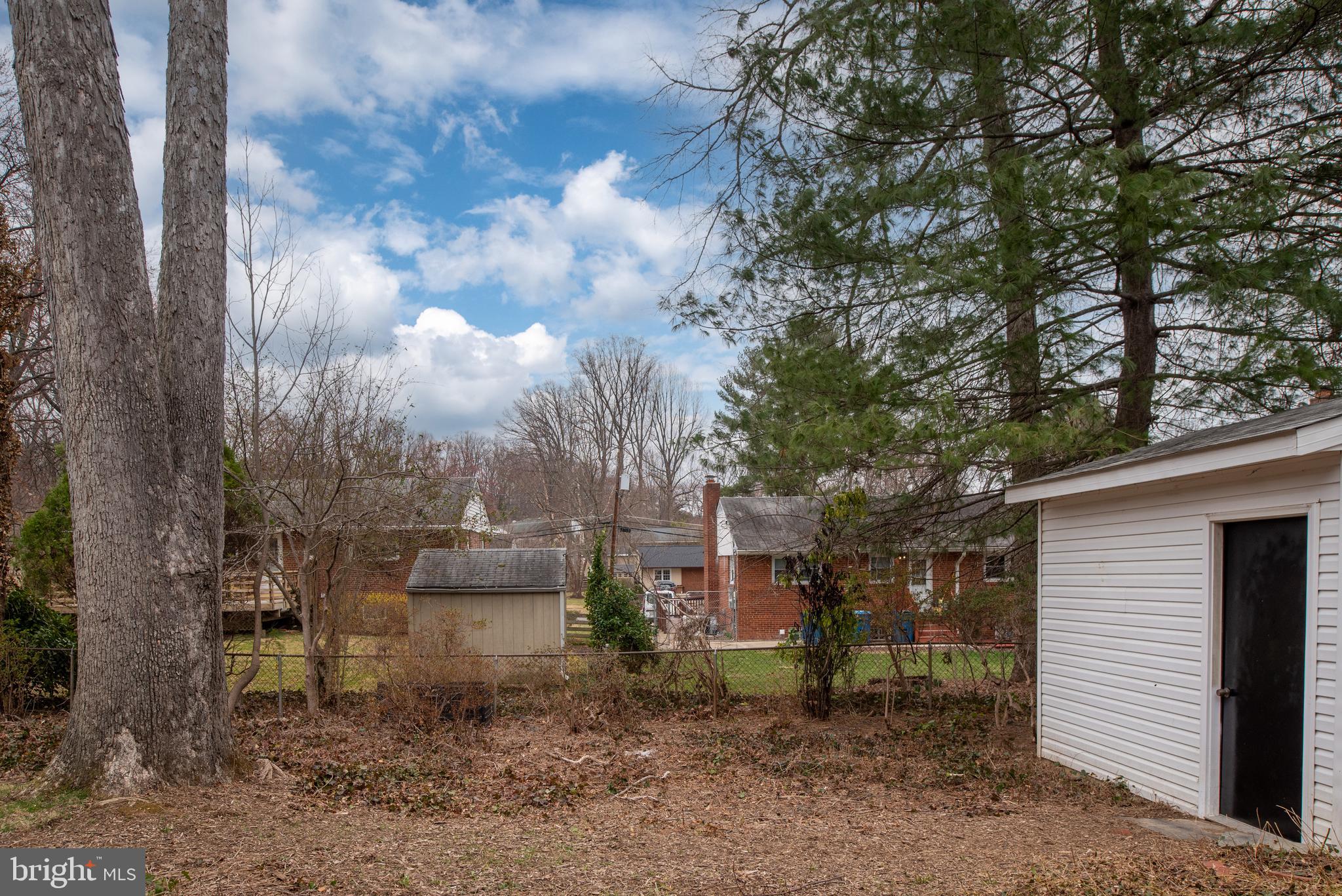 NORTH SPRINGFIELD - Residential