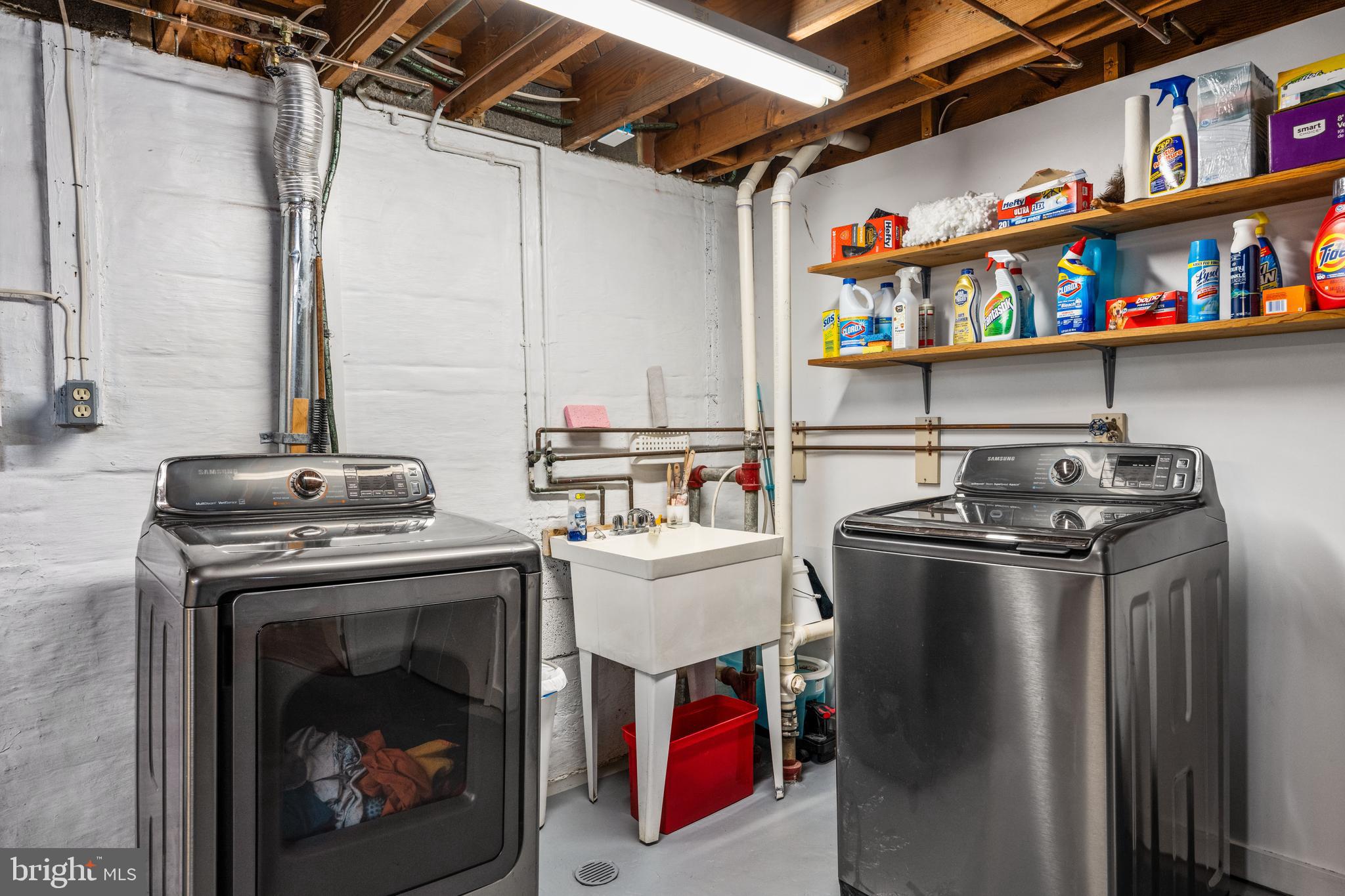 NORTH SPRINGFIELD - Residential