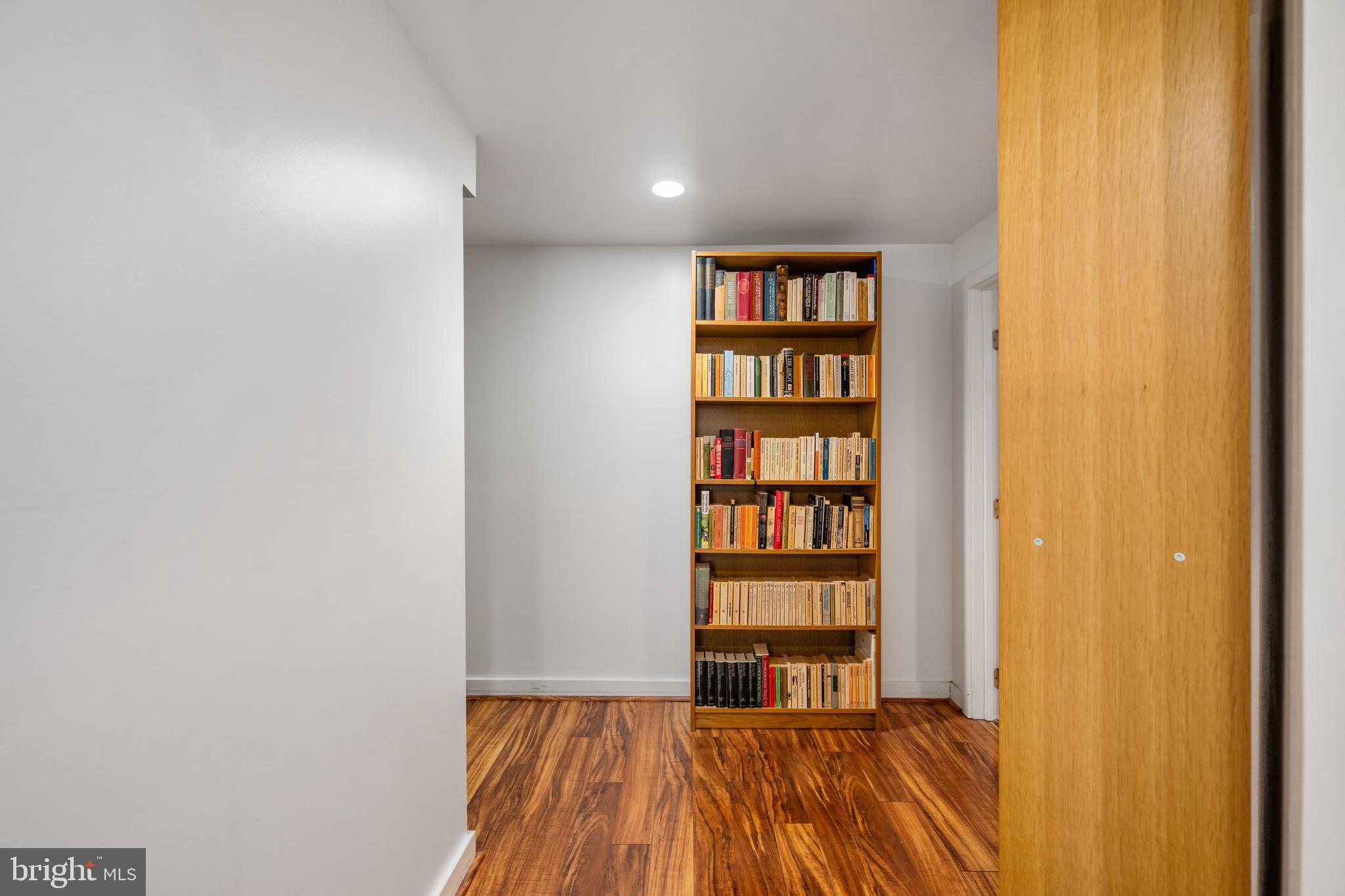 NORTH SPRINGFIELD - Residential