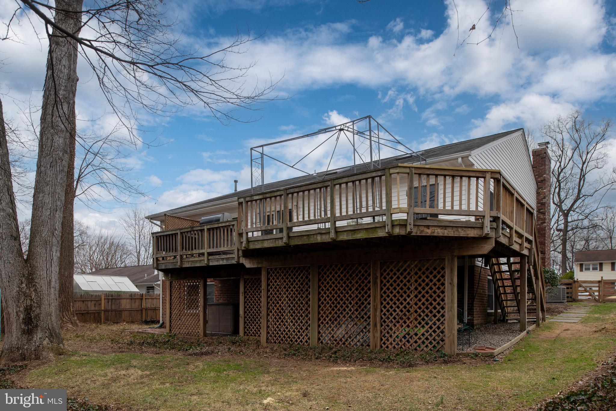 NORTH SPRINGFIELD - Residential