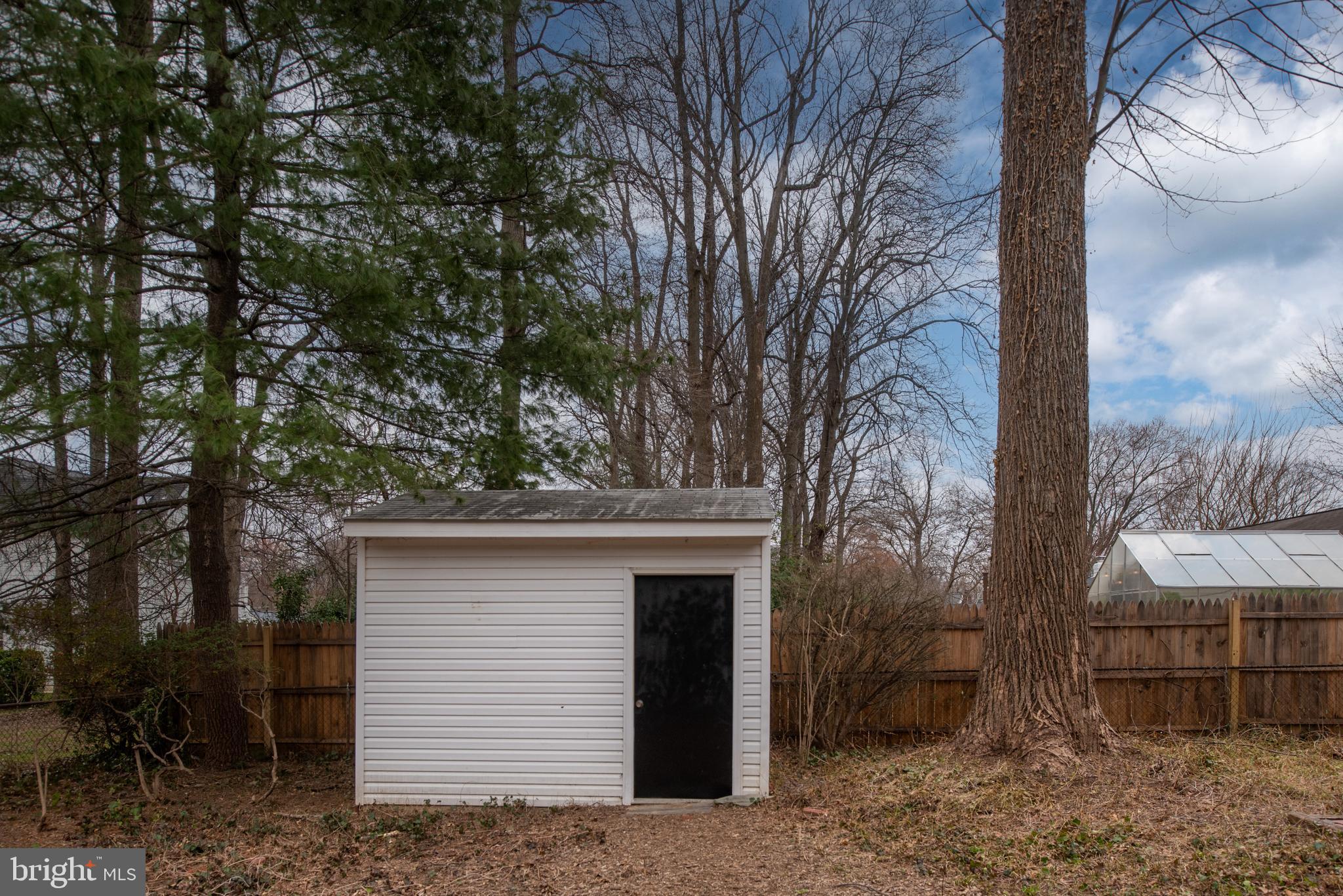 NORTH SPRINGFIELD - Residential