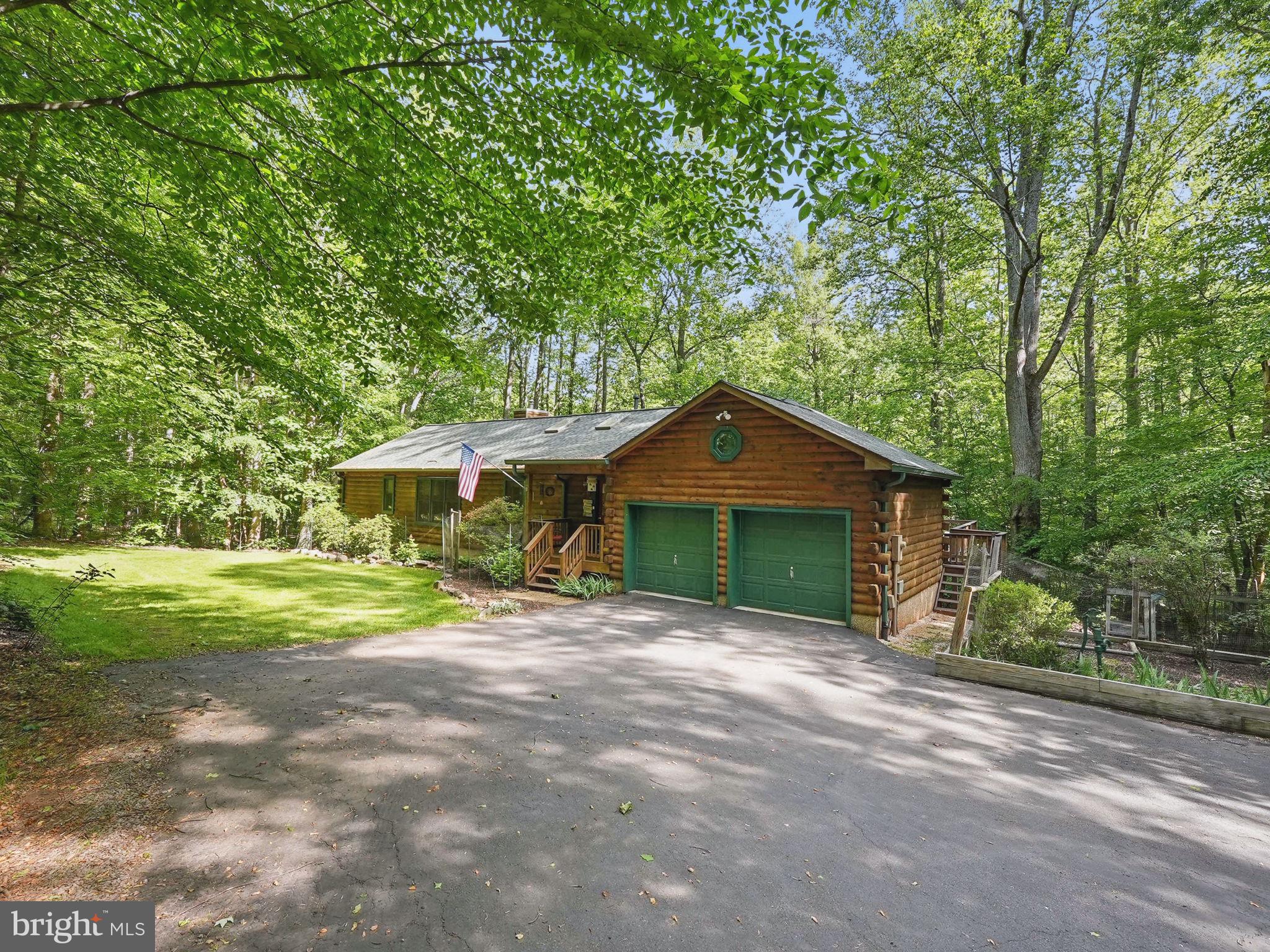 4440 BABBLING BROOK COURT