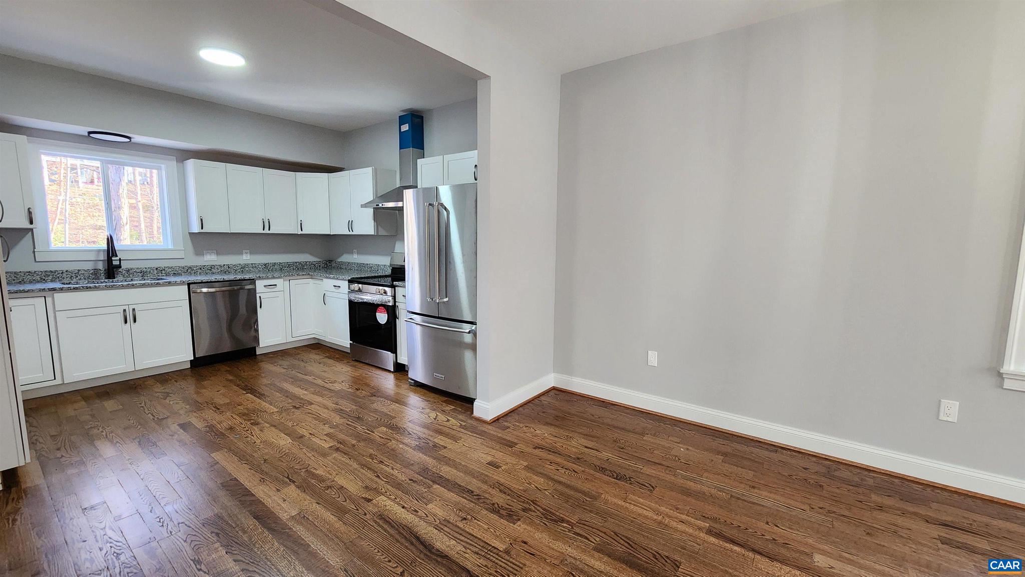 LAKE MONTICELLO - Residential