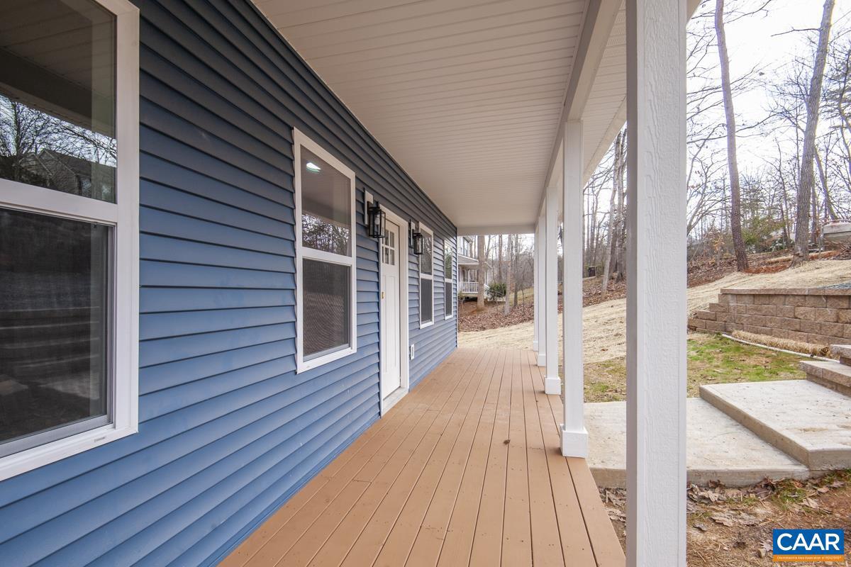 LAKE MONTICELLO - Residential