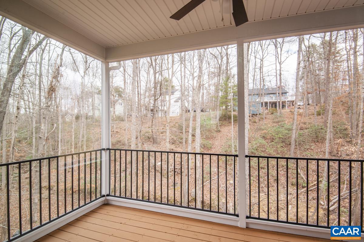 LAKE MONTICELLO - Residential