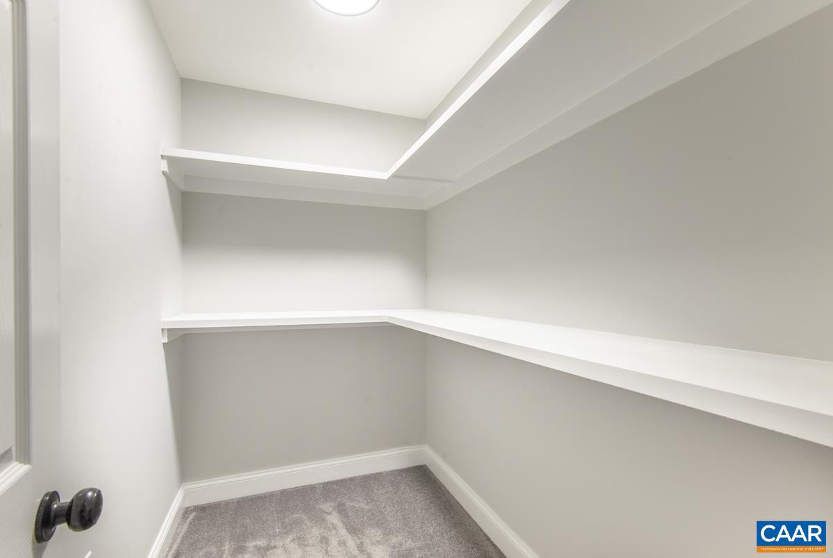 LAKE MONTICELLO - Residential