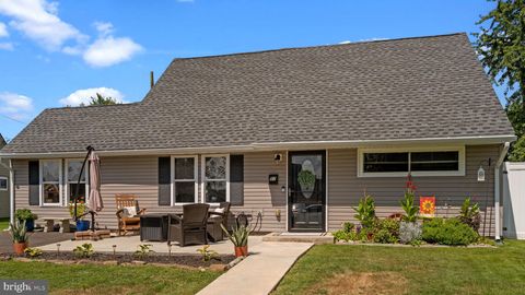 57 ISLAND ROAD LEVITTOWN PA 19057