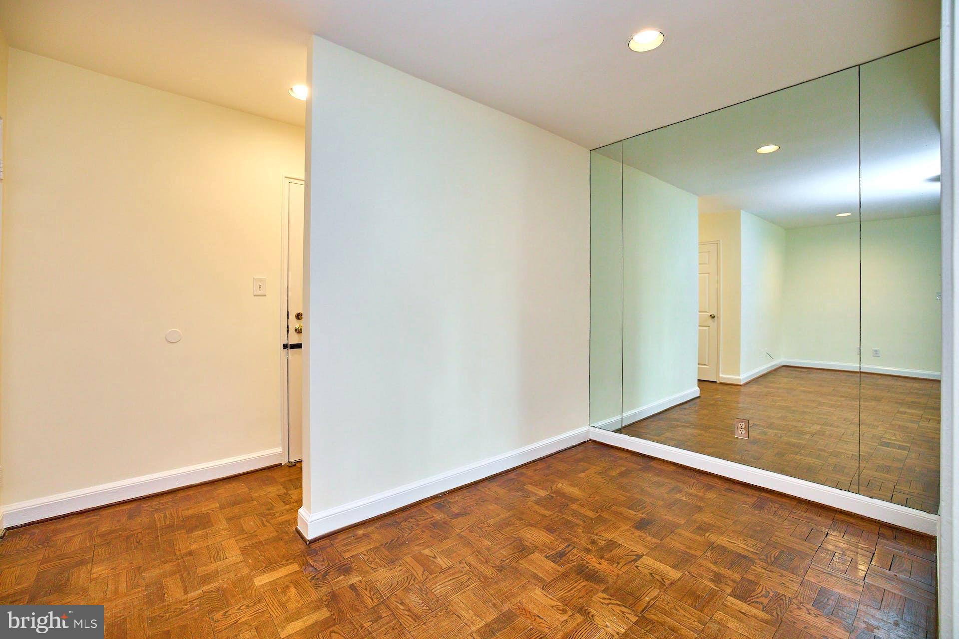 WESTMORELAND TERRACE - Residential Lease