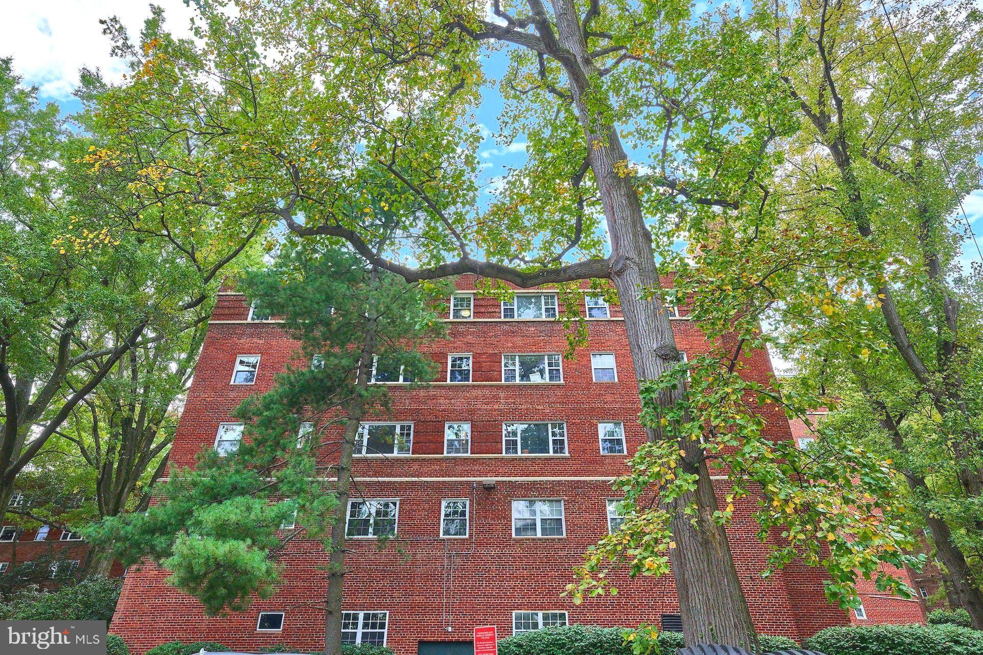 WESTMORELAND TERRACE - Residential Lease