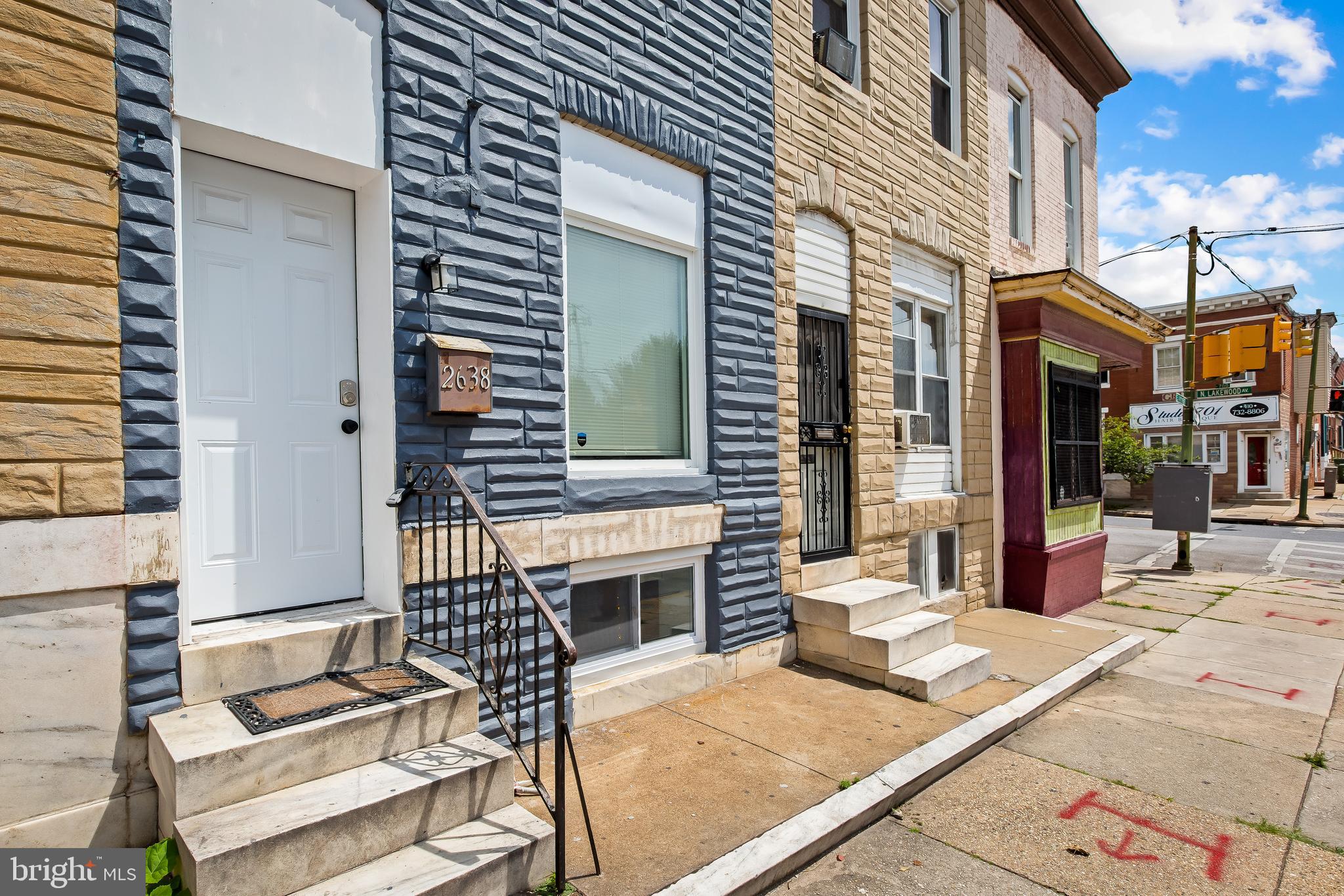 MADISON EASTEND - Residential Lease