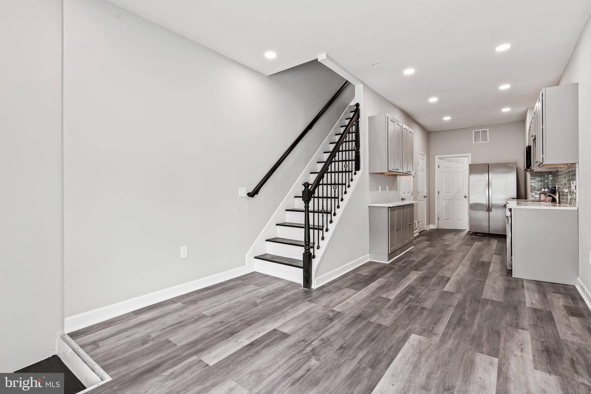 MADISON EASTEND - Residential Lease