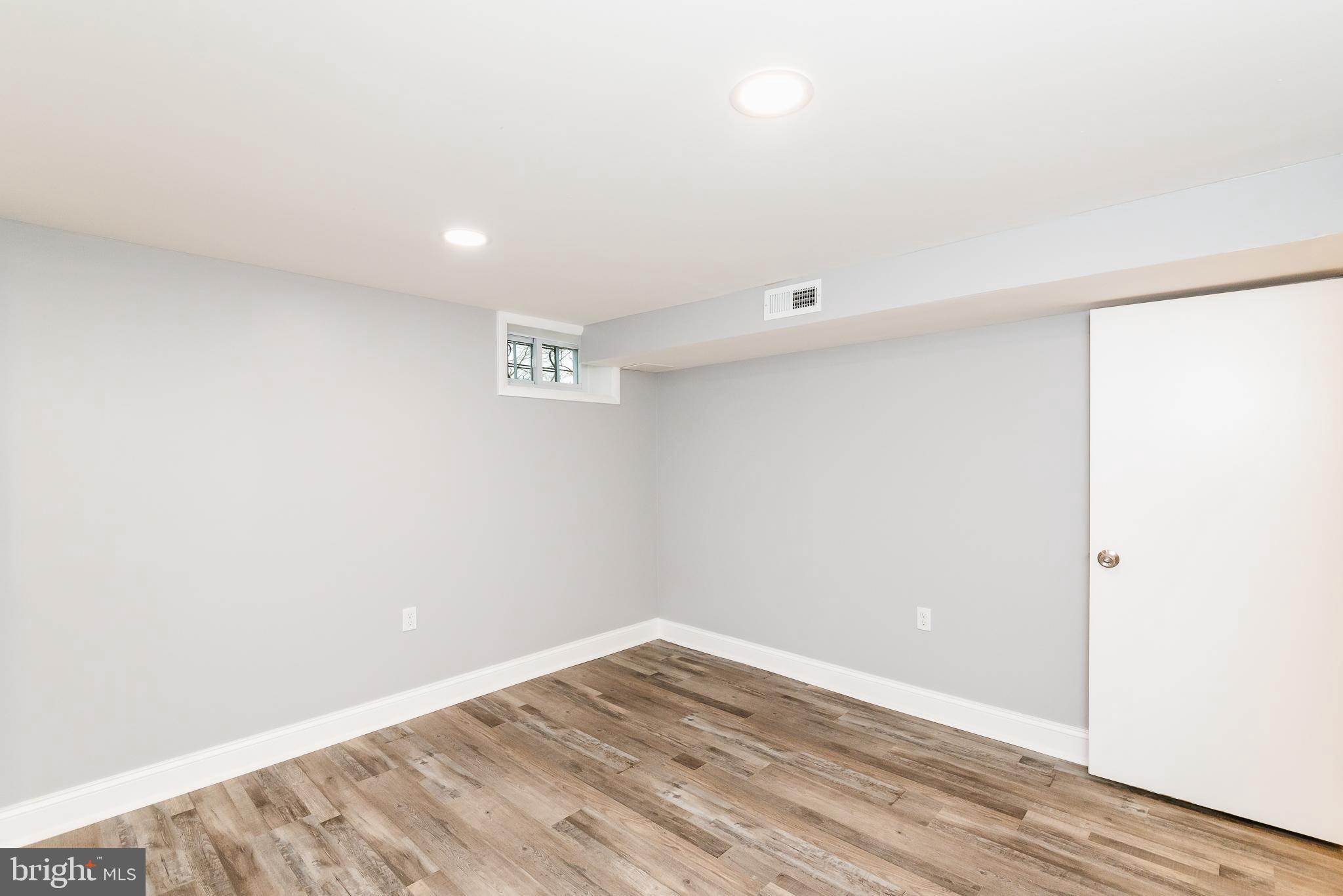 WAVERLY - Residential