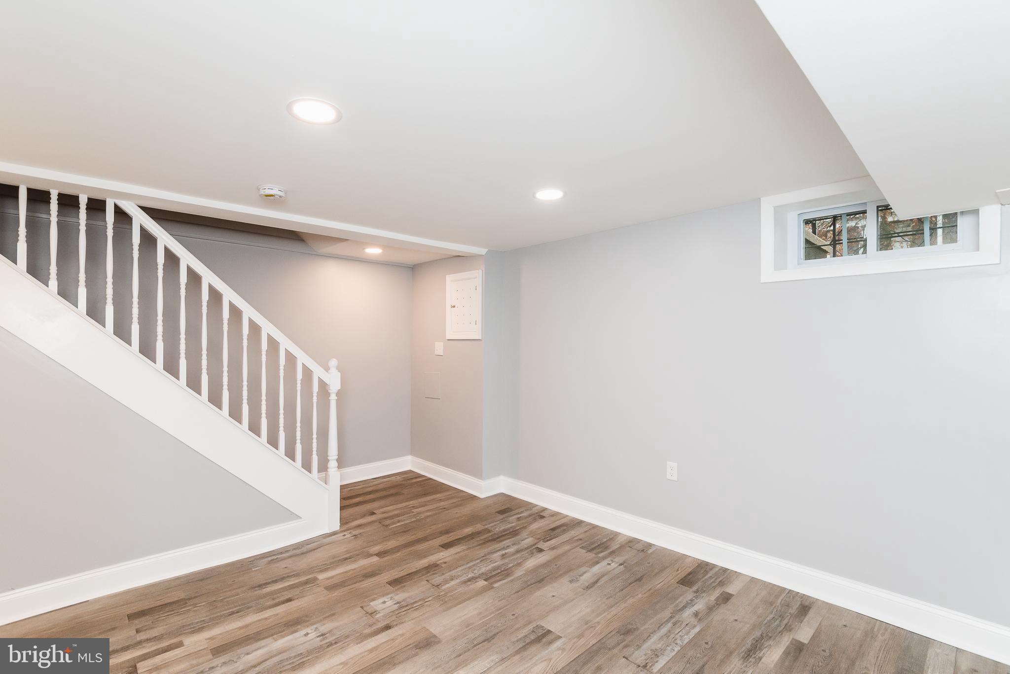 WAVERLY - Residential