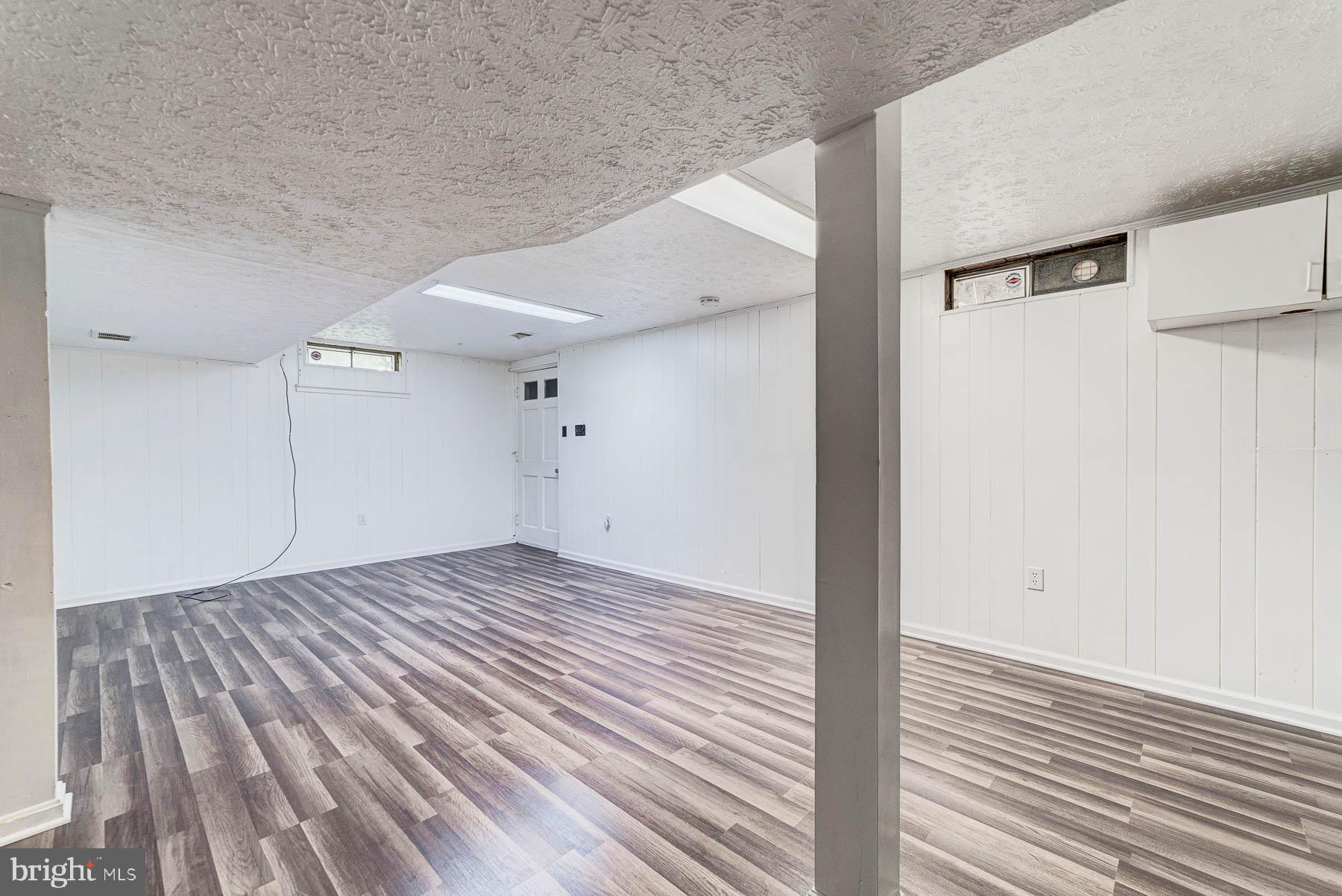 BAYTOMAC WOODS - Residential Lease