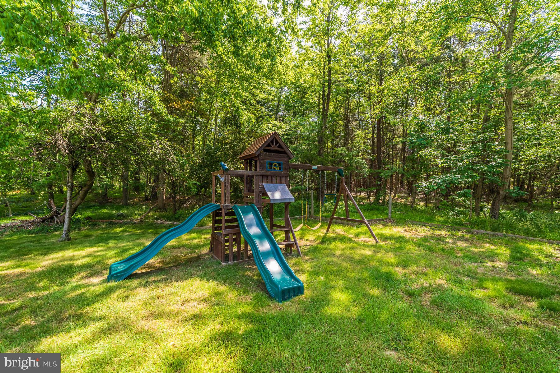 BAYTOMAC WOODS - Residential Lease