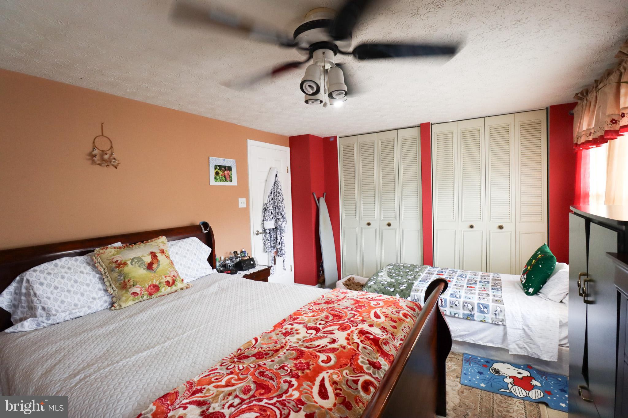 GREEN HOLLY WOODS - Residential